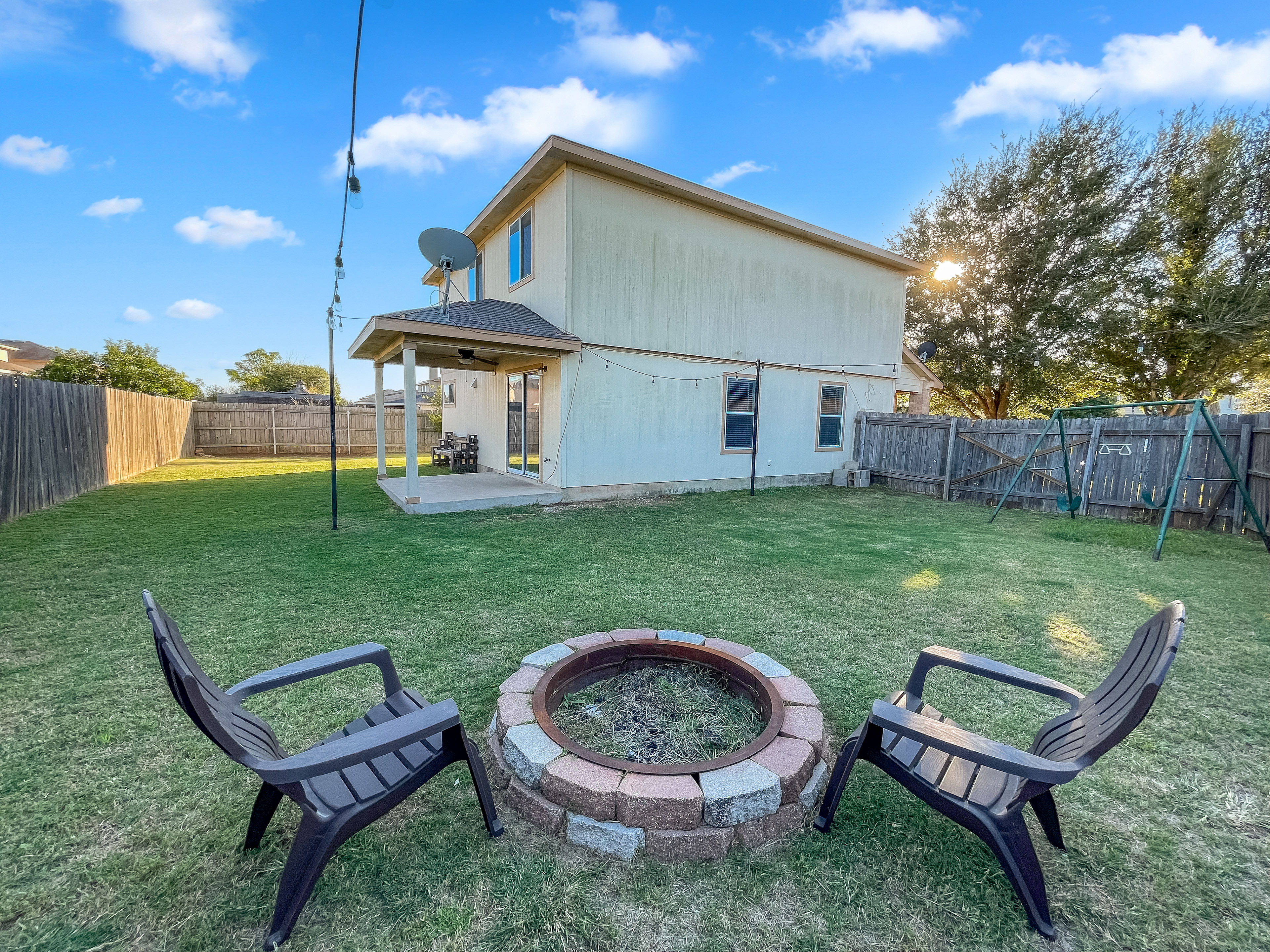 1016 Warbler Cove