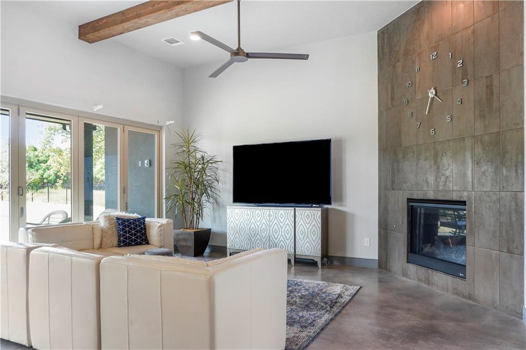 114 Maravilla Bluff