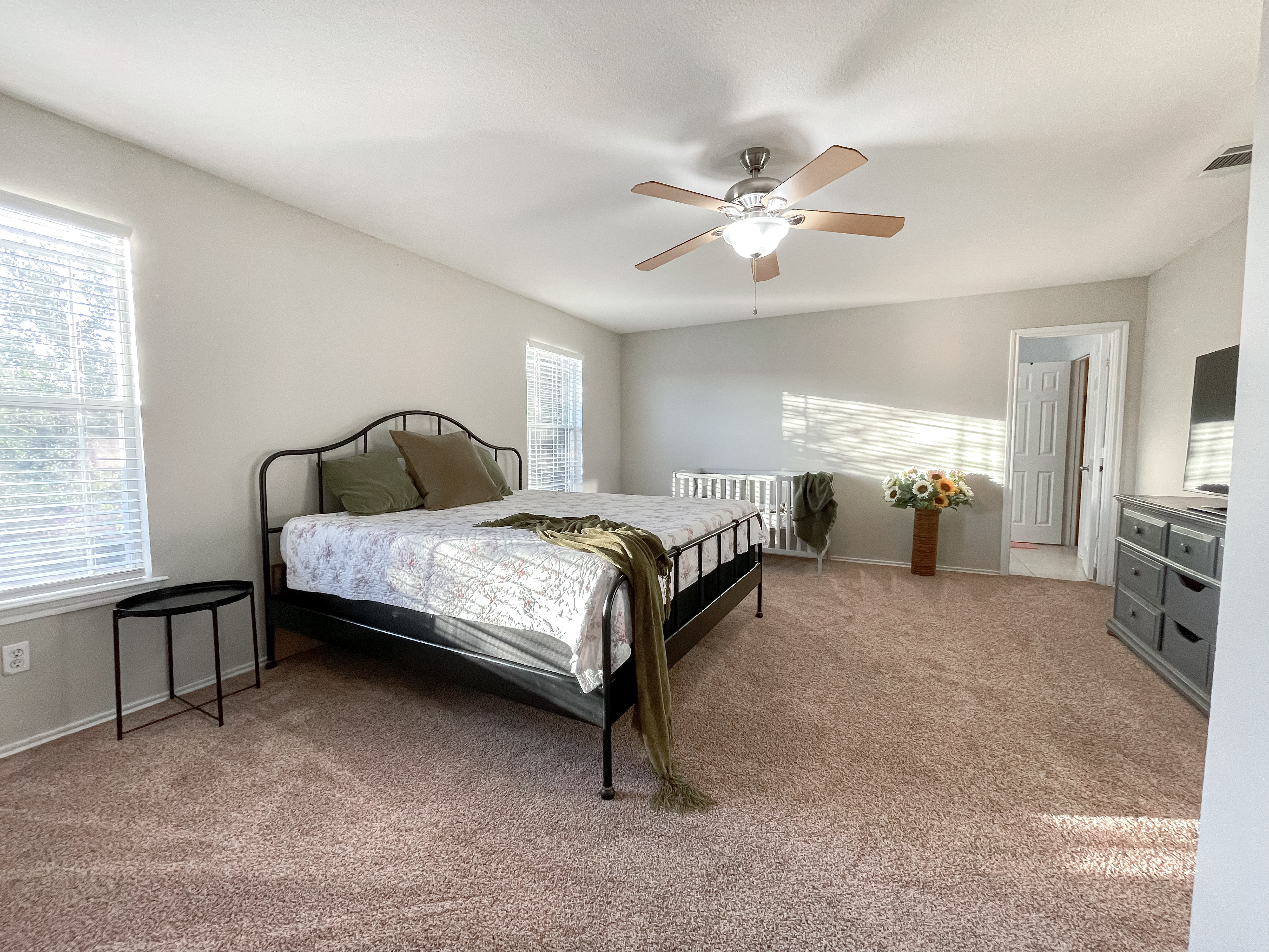 1016 Warbler Cove