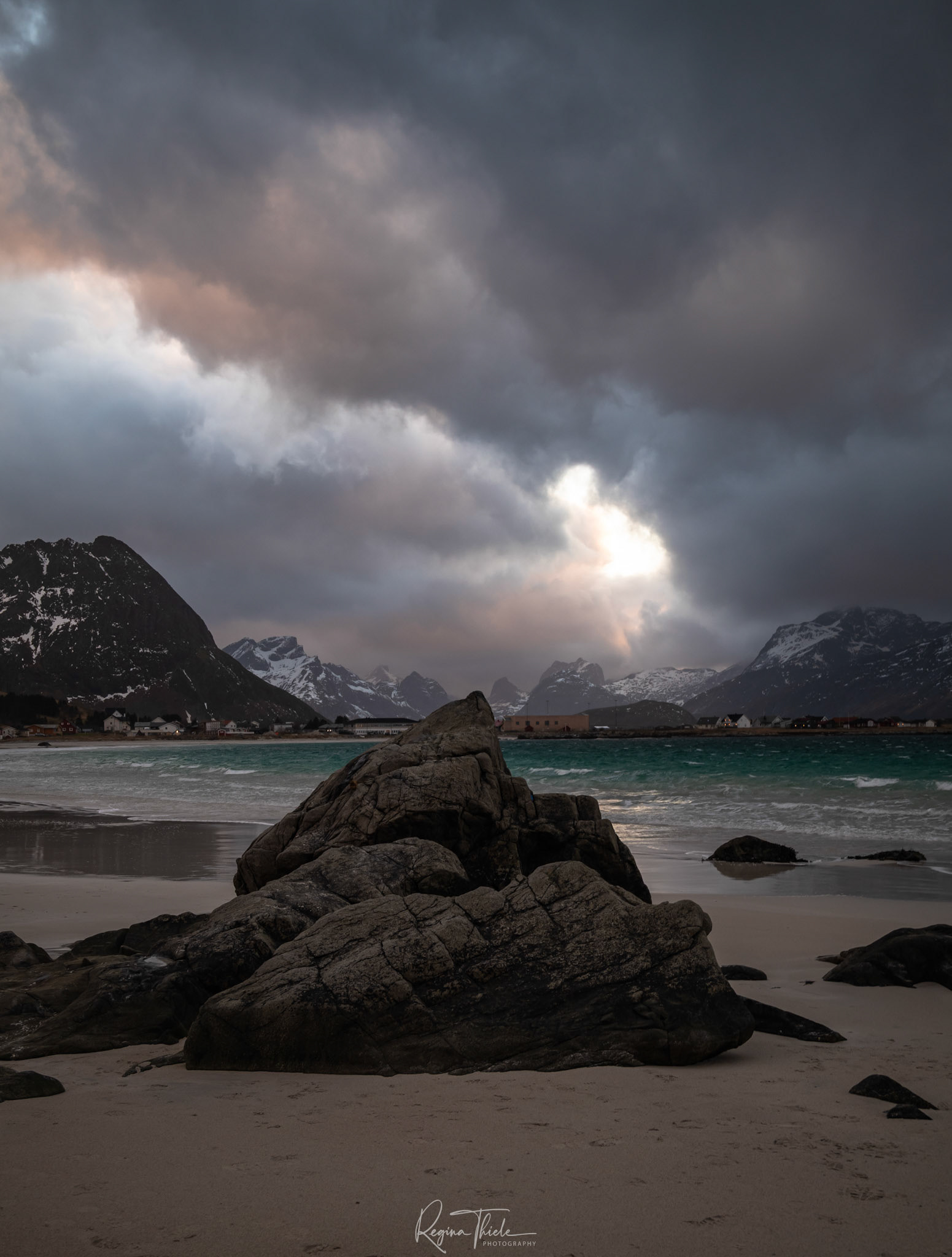 Ramberg Beach / Norwegen