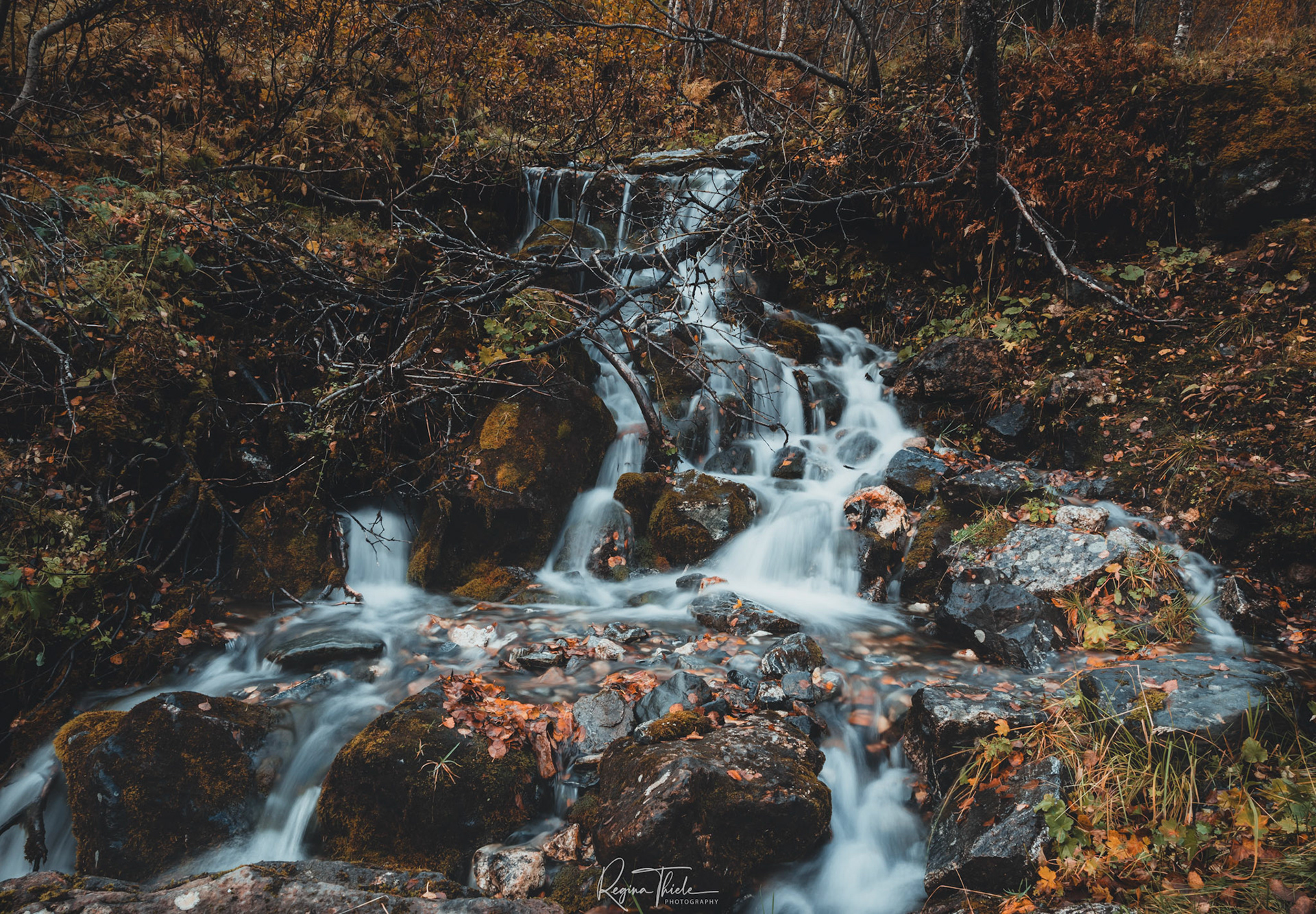 Wasserfall Tromsdalen / Norwegen