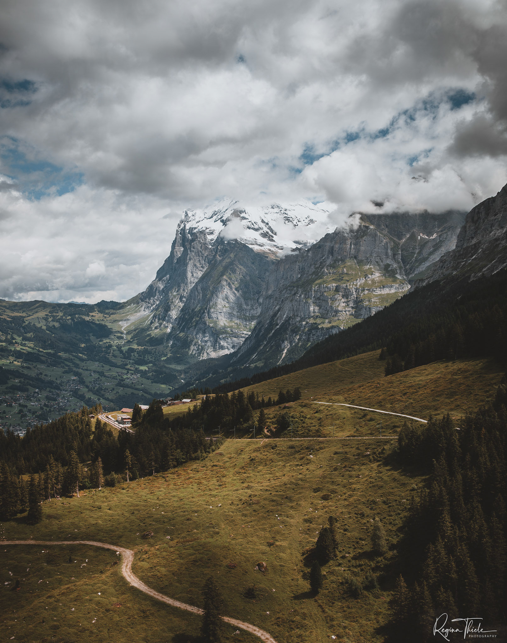 Blick über Grindelwald / Schweiz