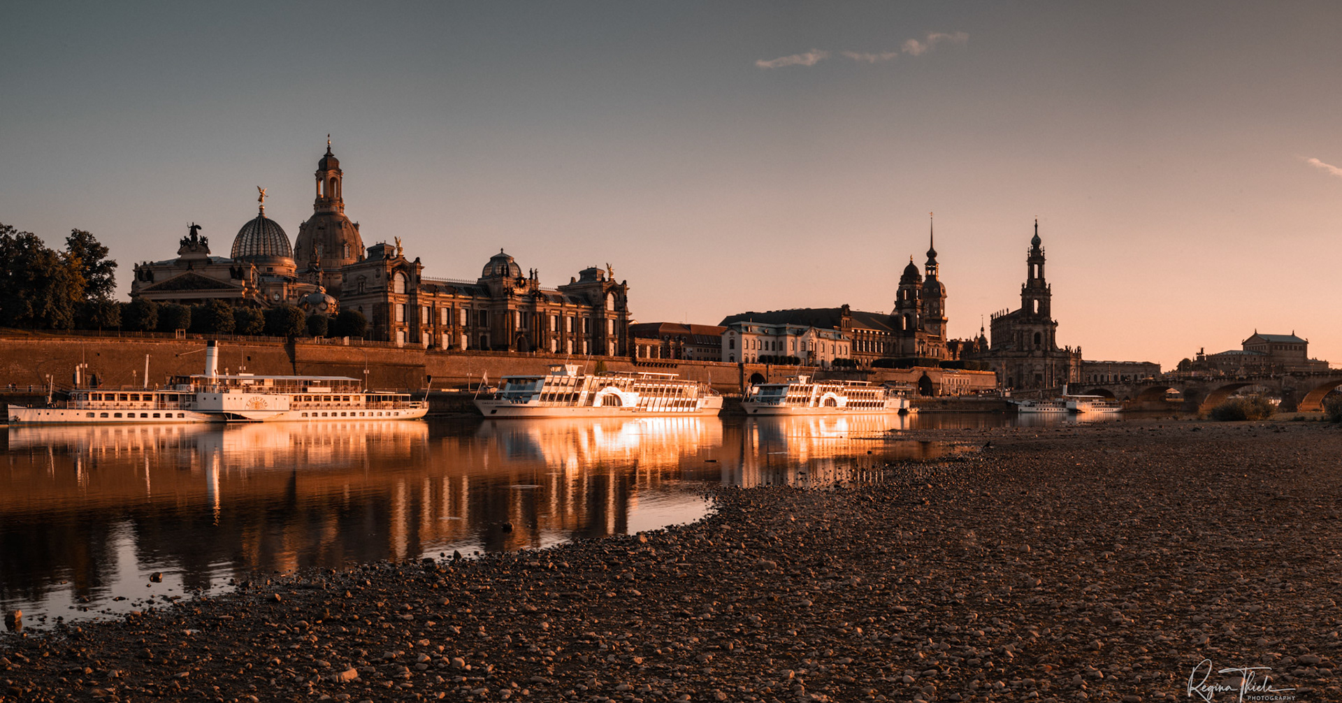 Elbufer Dresden / Deutschland