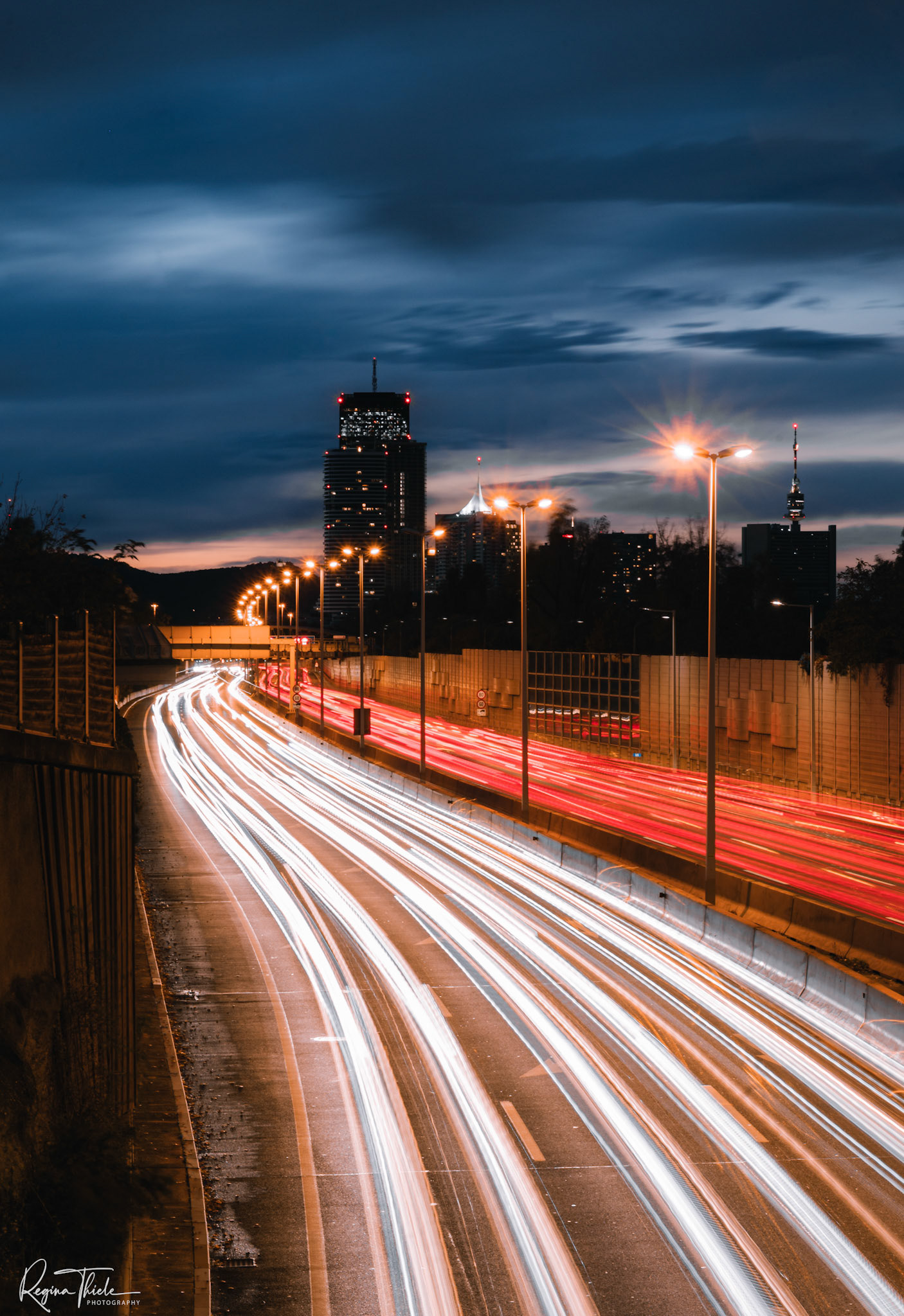 A22 vor Donau-City / Österreich