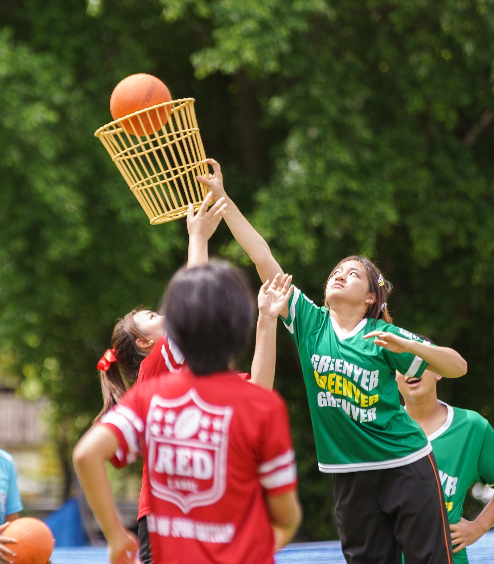 A7ii + Canon 70-200mm f2.8 @SatitNU, Phitsanulok