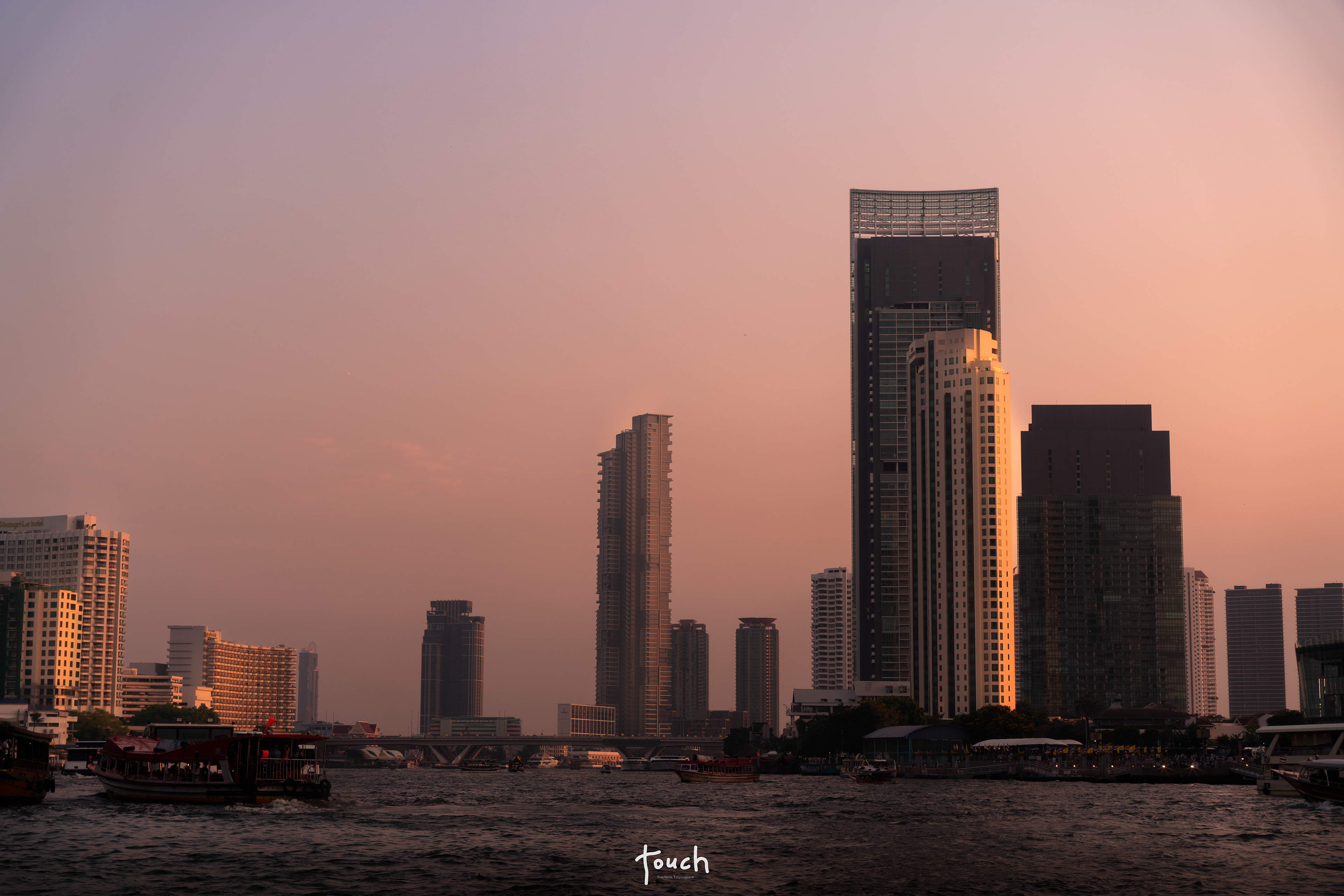 A7Riii + Sigma FE 24-70mm F2.8 DG DN (A)