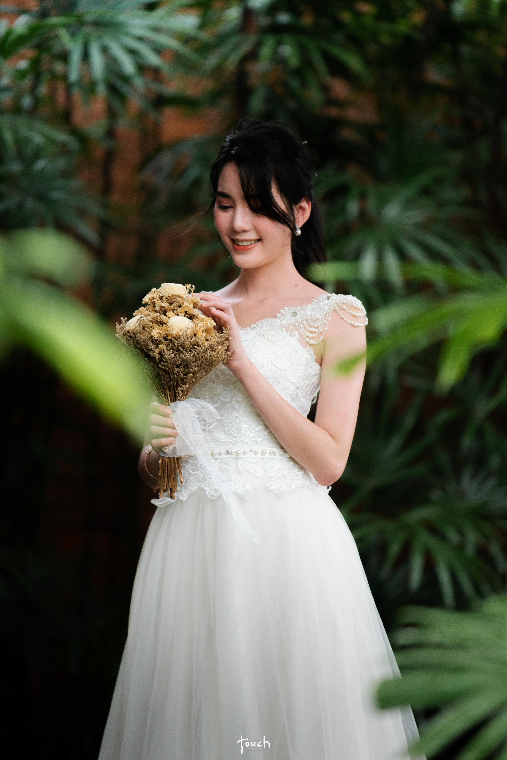 A7ii + Tamron 70-200 f2.8 G2 @Pattara Resort & Spa, Phitsanulok