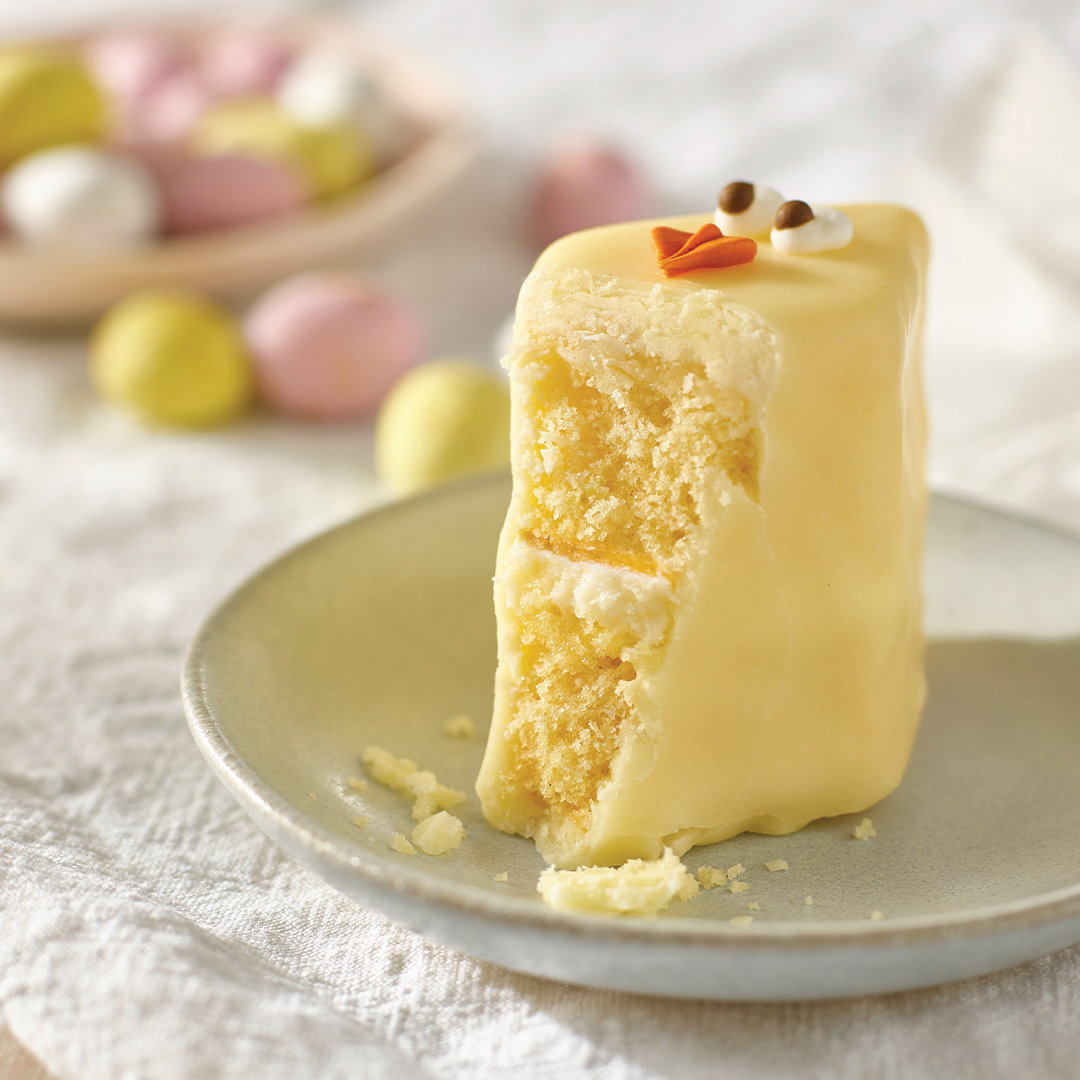 EASTER CHICK LEMON FONDANT FANCIES 2 • £XX • XX cm diameter • XXkg