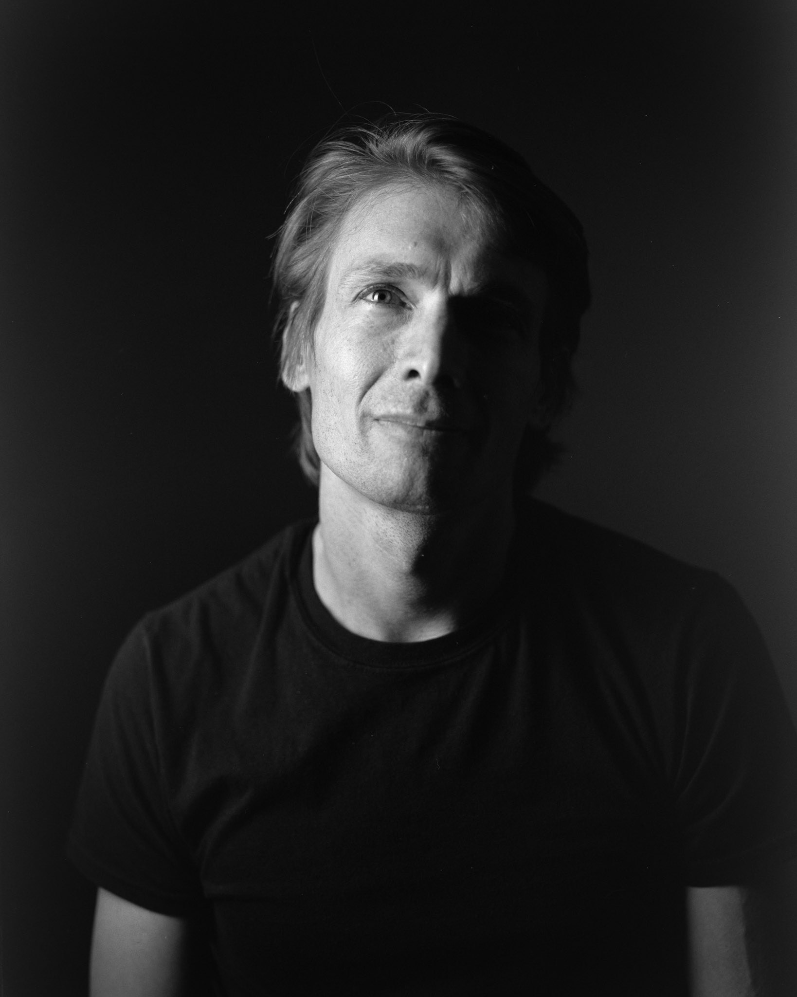 Toyo View (monorail) | Copal 150mm 5.6 | 320TXP 320 @ 200Digitized with X-T4 | Viltrox L116T | None Sprint Standard 1+9 | 7:15/68Negative Lab Pro v3.0.2 | Color Model: B+W | Pre-Sat: 3 | Tone Profile: Linear + Gamma | WB: None | LUT: Frontier