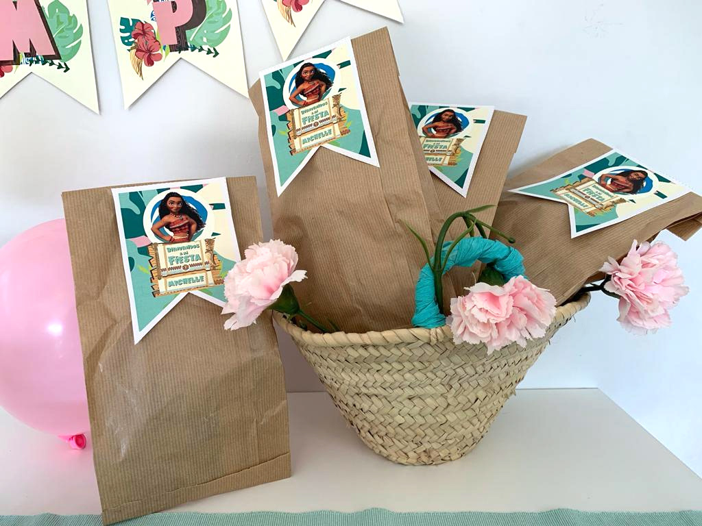 Etiquetas y bolsas para chuches
