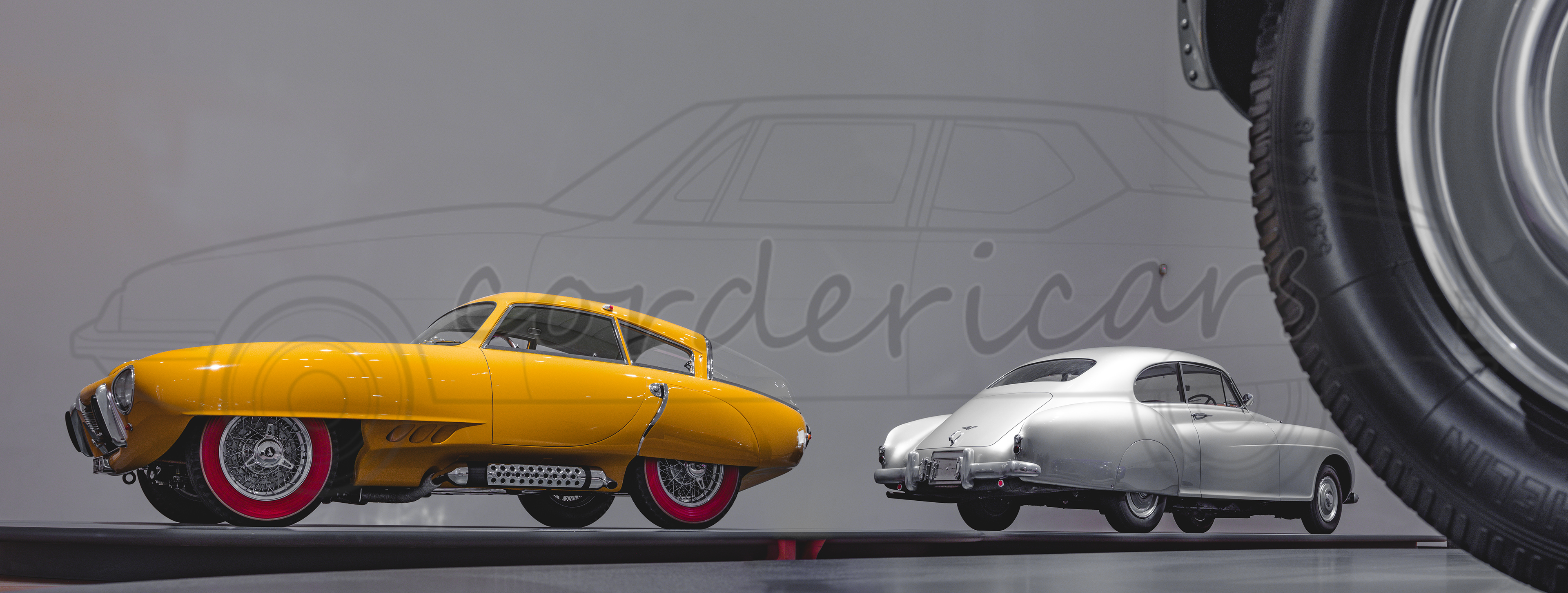 Pegaso Cúpula and Bentley R-type continental