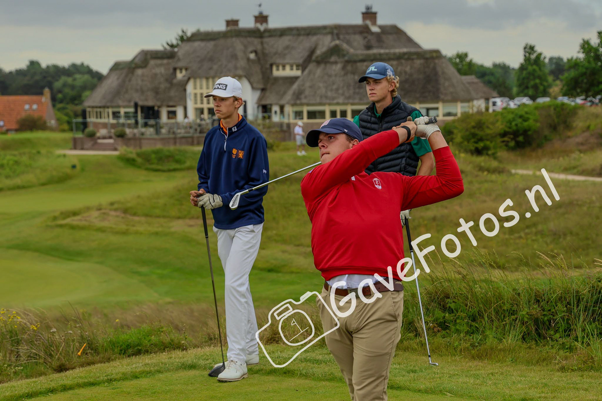 Luke Yarnold op de Teebox van de 16e hole tijdens het Kennemer Open 2025