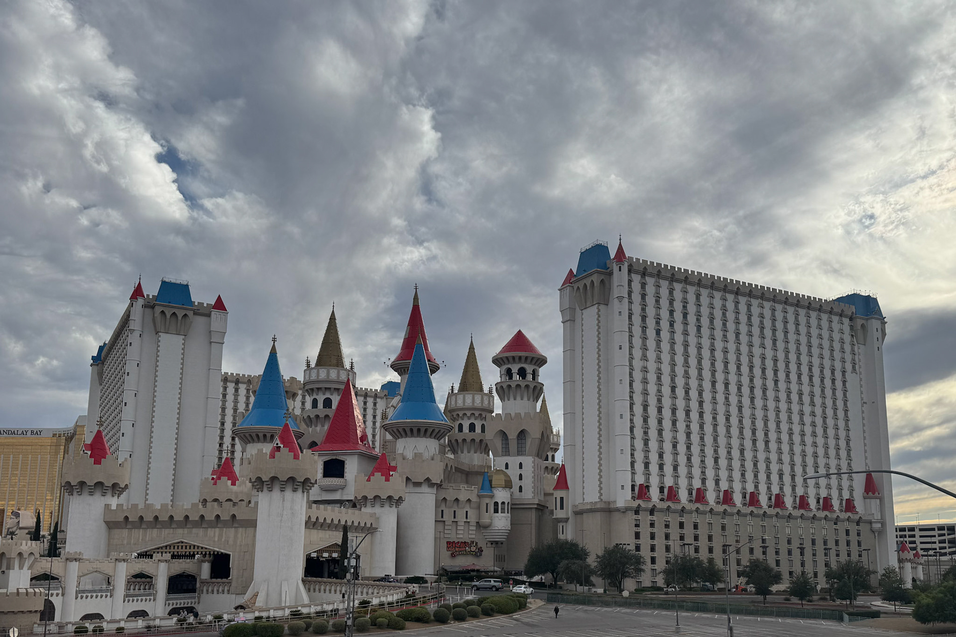 Het Excalibur hotel waar we 27 jaar geleden zaten