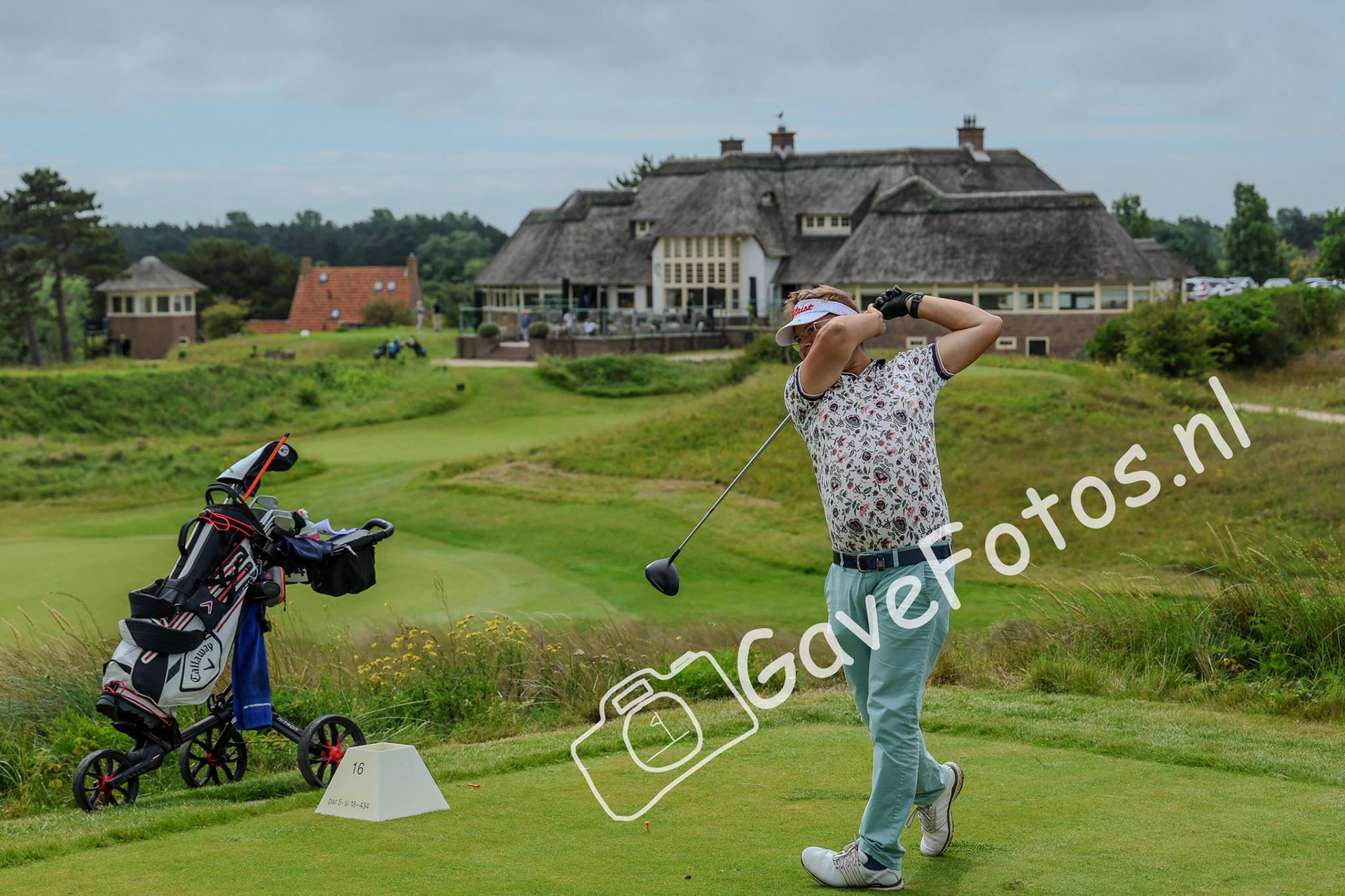 Menno van der Zant op de Teebox van de 16e hole tijdens het Kennemer Open 2025