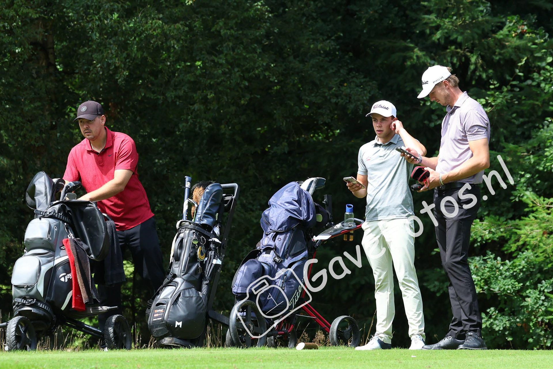 MARKINK, Dennis (Twentsche Golfclub), SCHENAU, Ingmar (Noordwijkse Golfclub), HOFFMAN, Davey (Golfclub Houtrak) 02/08/2025 NK Strokeplay 2025, Hooge Graven Golfclub, Ommen, Nederland. 1-3 of August 2025. On the course  during the 2st round of the NK Strokeplay 2025.