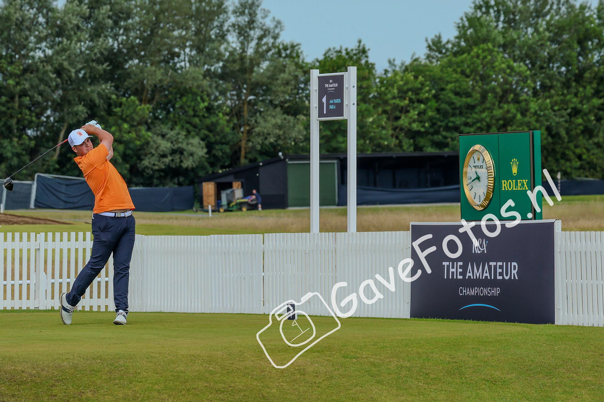 Stijn Egging zijn 1e afslag op The Amateur op Royal St George