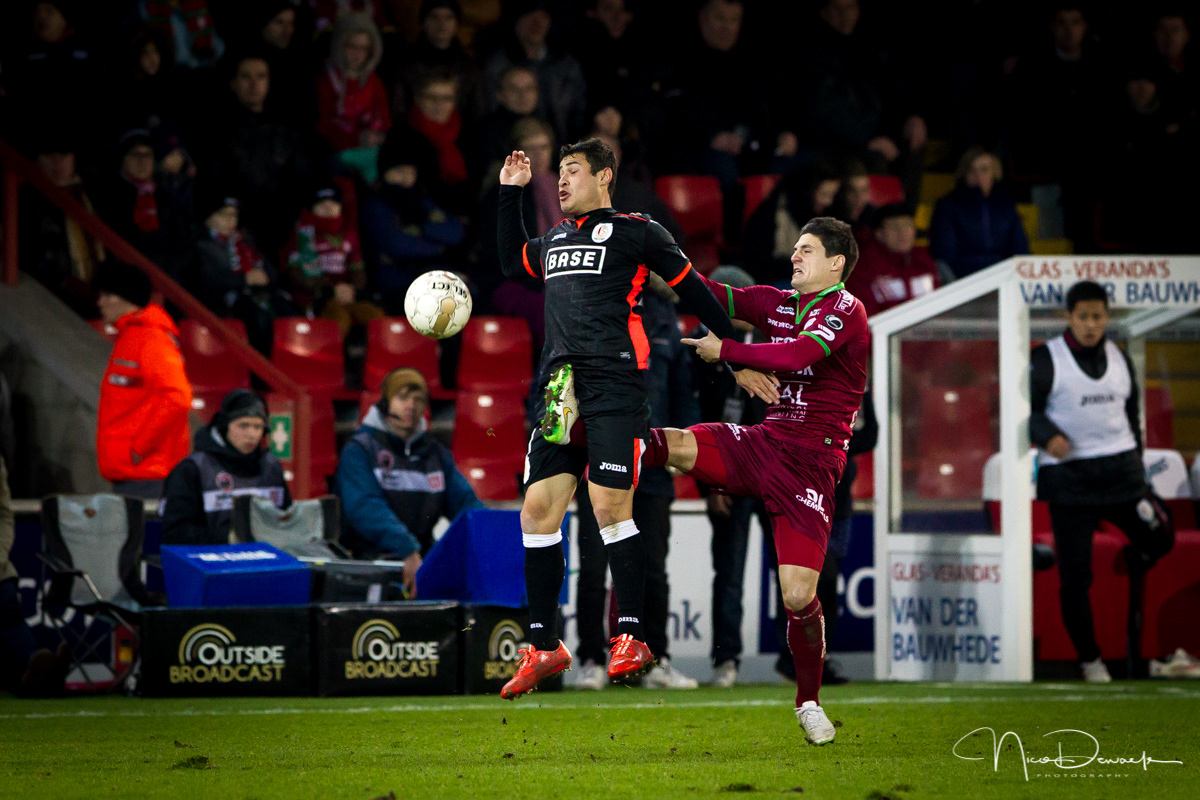 Vinicius Aroujo - Steve Colpaert (SV Zulte Waregem - Standard de Liège, 14 februari 2015)