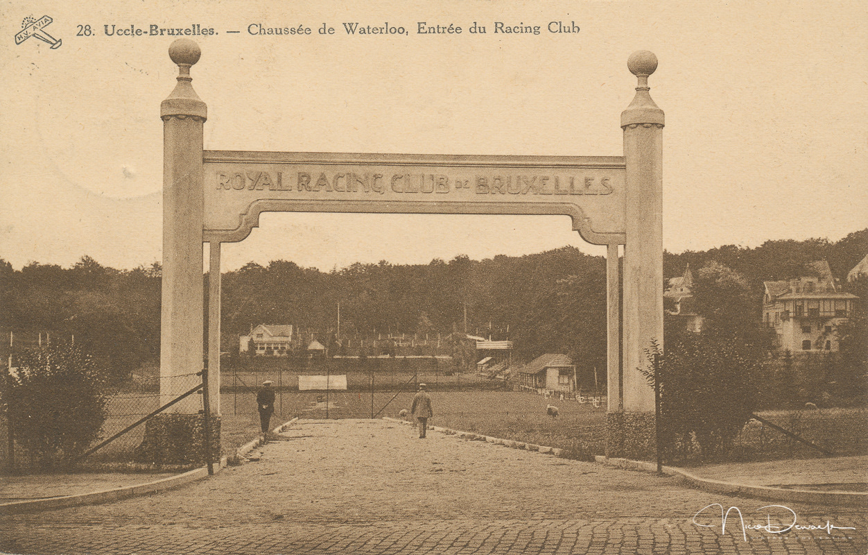 Racing Club Brussels (founded in 1891) was one of the biggest clubs in Brussels in the first years of the Belgian league and won several league titles. In 1926, Racing became "royal", and it was at this time that the gateway to the Chaussée de Waterloo was built.