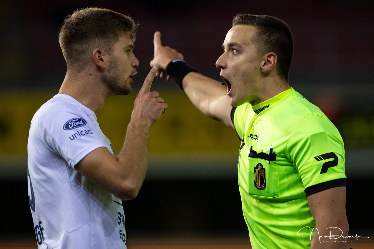 Ref Michiel Allaerts (SV Zulte Waregem - KV Oostende, 3 nov. 2023)