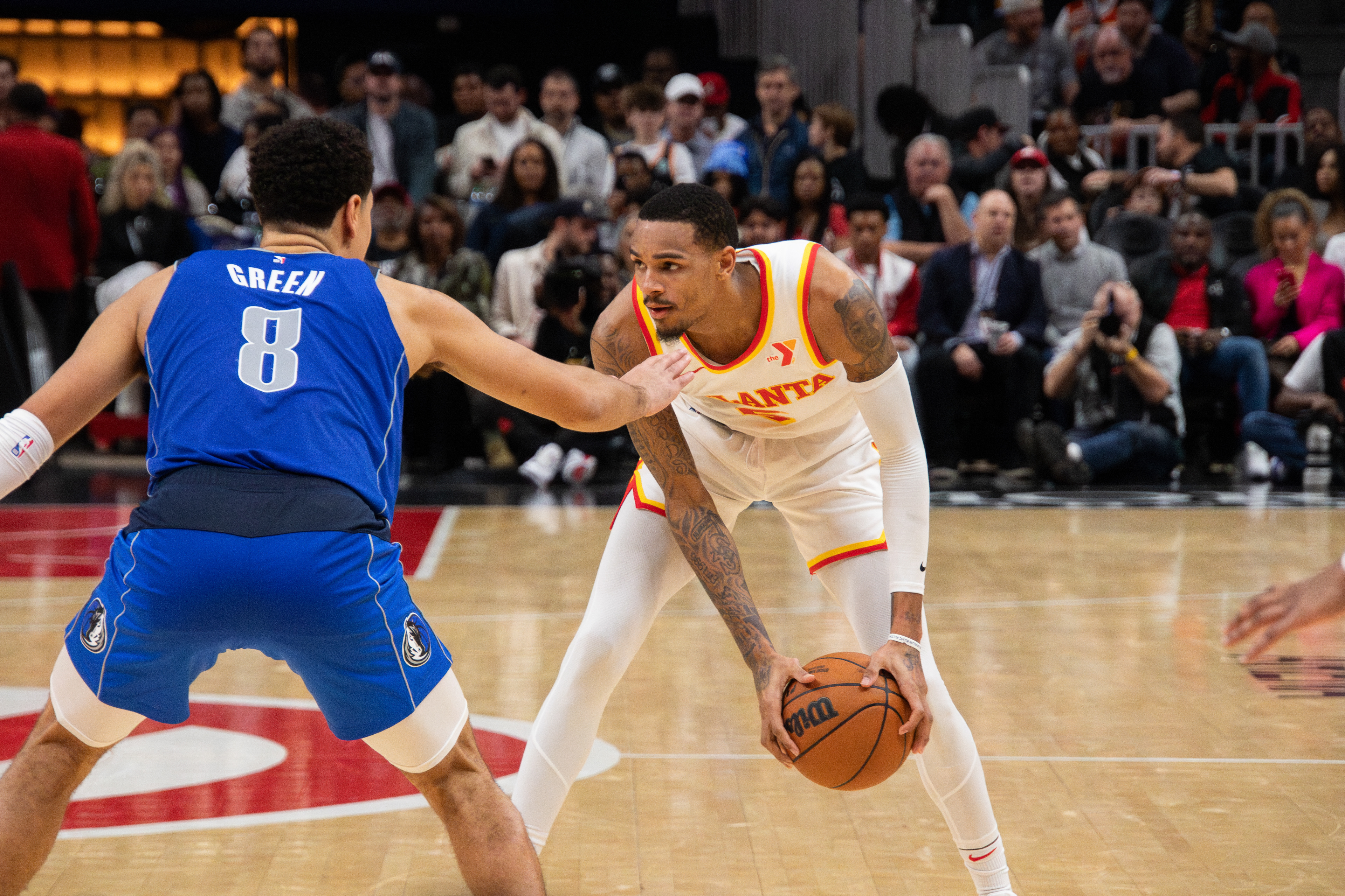 Atlanta Hawks vs Dallas Mavericks - Atlanta, Georgia