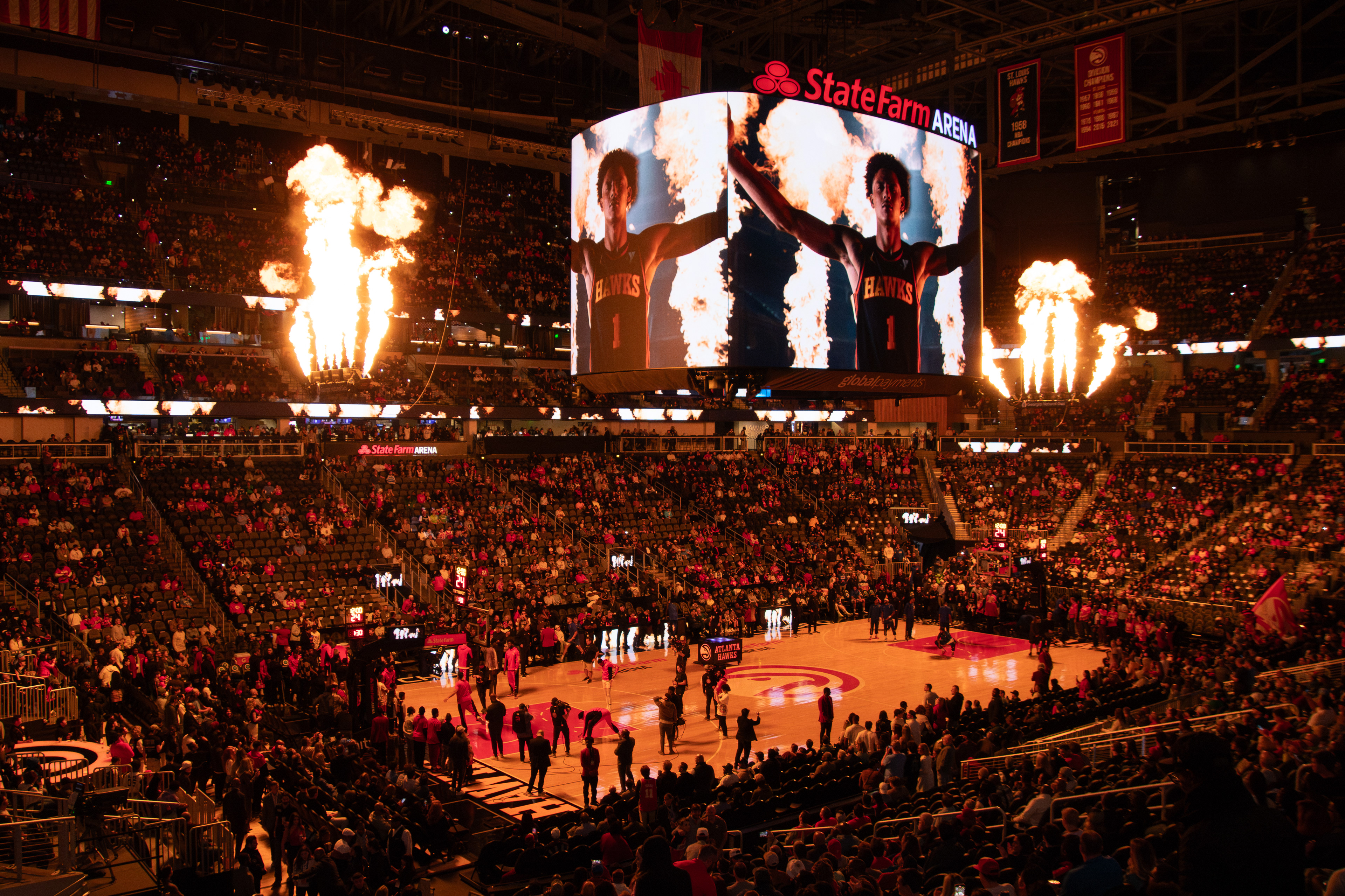 Atlanta Hawks vs Dallas Mavericks - Atlanta, Georgia