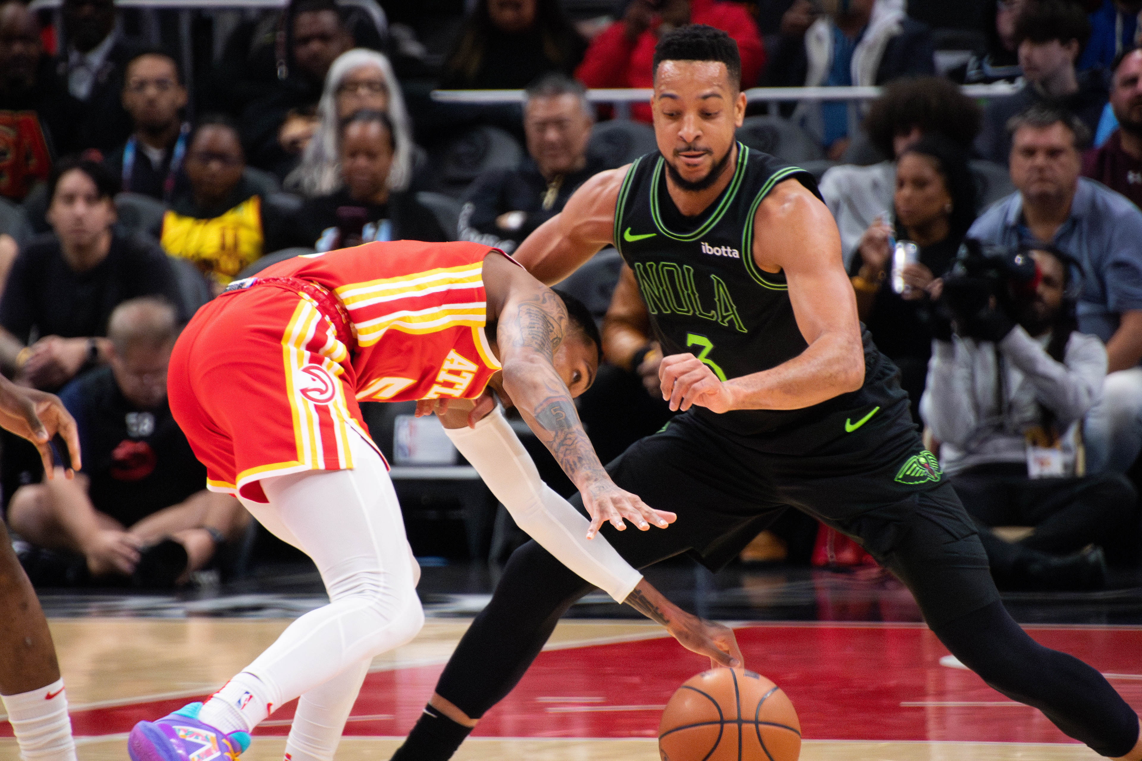Atlanta Hawks vs New Orleans Pelicans - Atlanta, Georgia