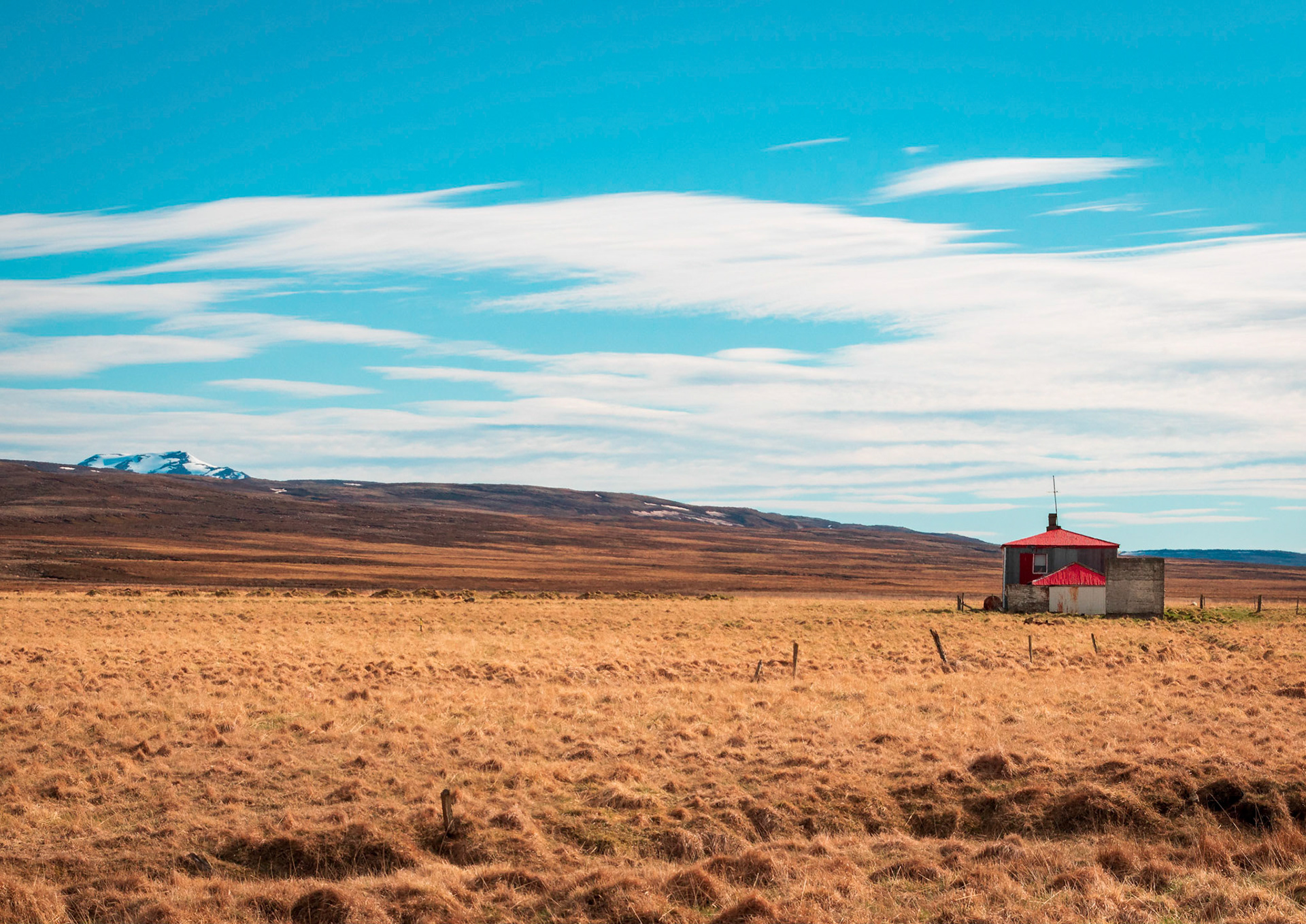 A three pillar memorial to Icelandic poetJónas  Jónas Kristján Einarsson or Christ the Depp whodied in 1994.