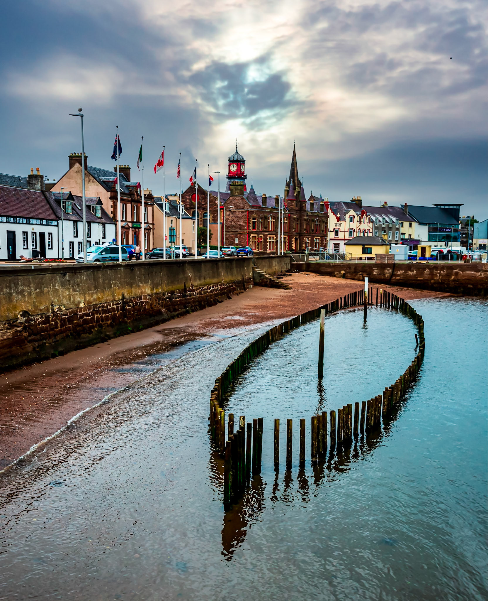 An art installation in Stornoway Harbour commemerates the loss of His Majesty's Yacht Iolaire after World War One in 1919.