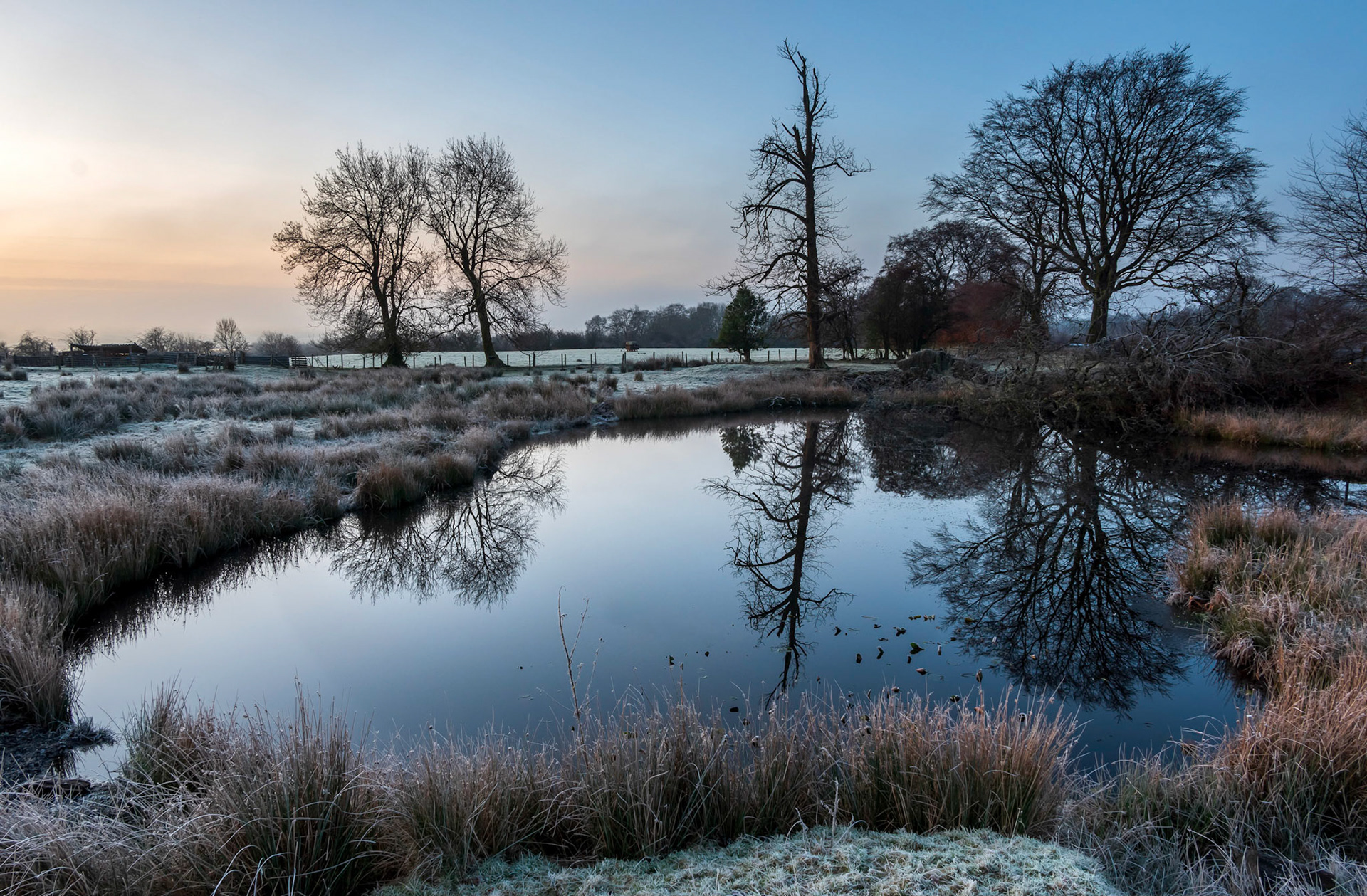 A chilly Sunrise near Barr Castle.