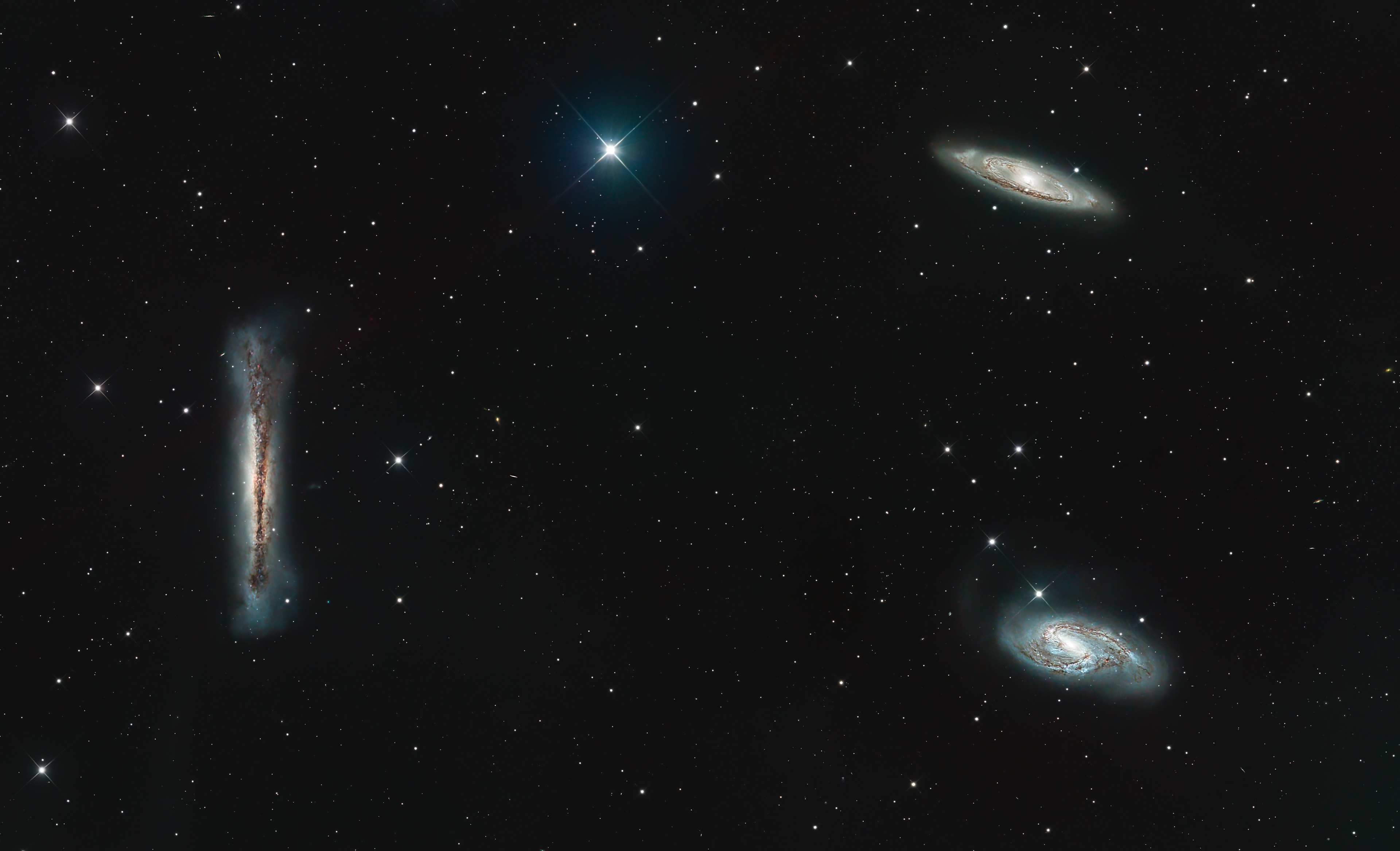 Leo Triplet