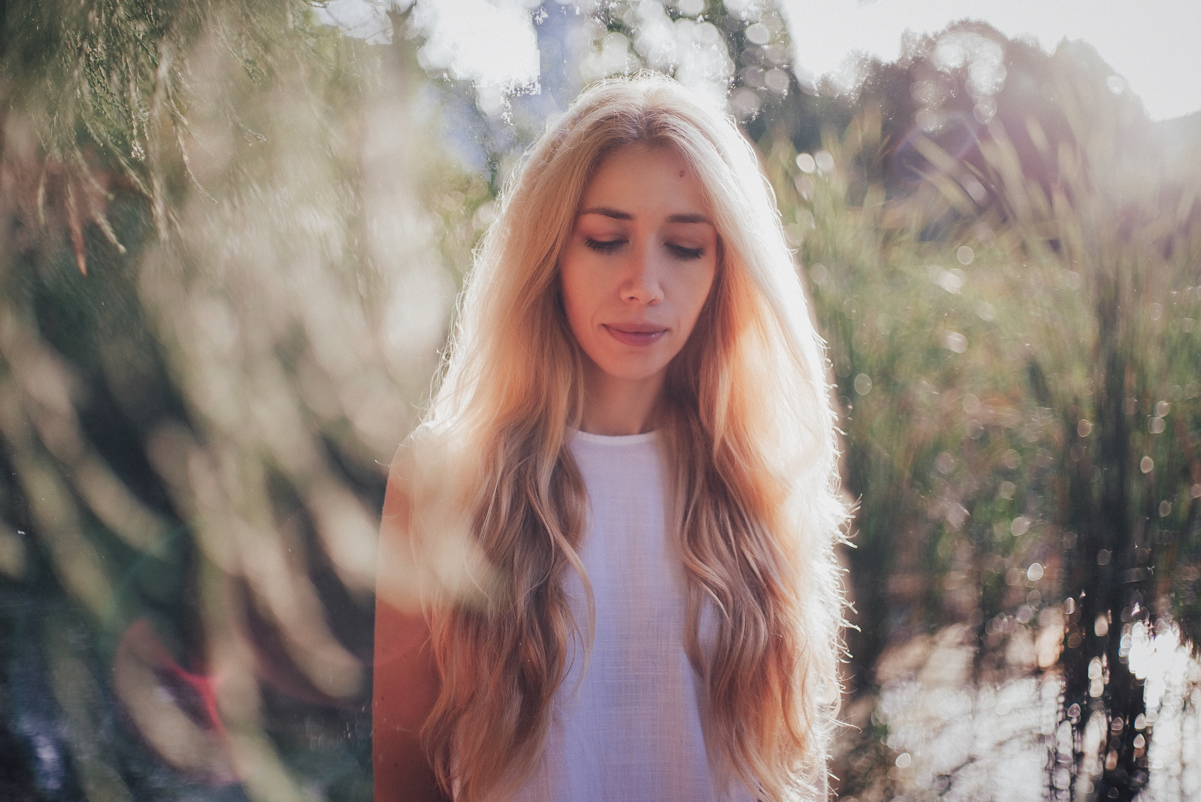 Портретна фотосесия на Илияна по време на златния час