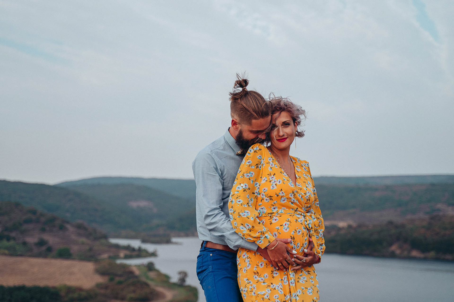 Поглед в обектива