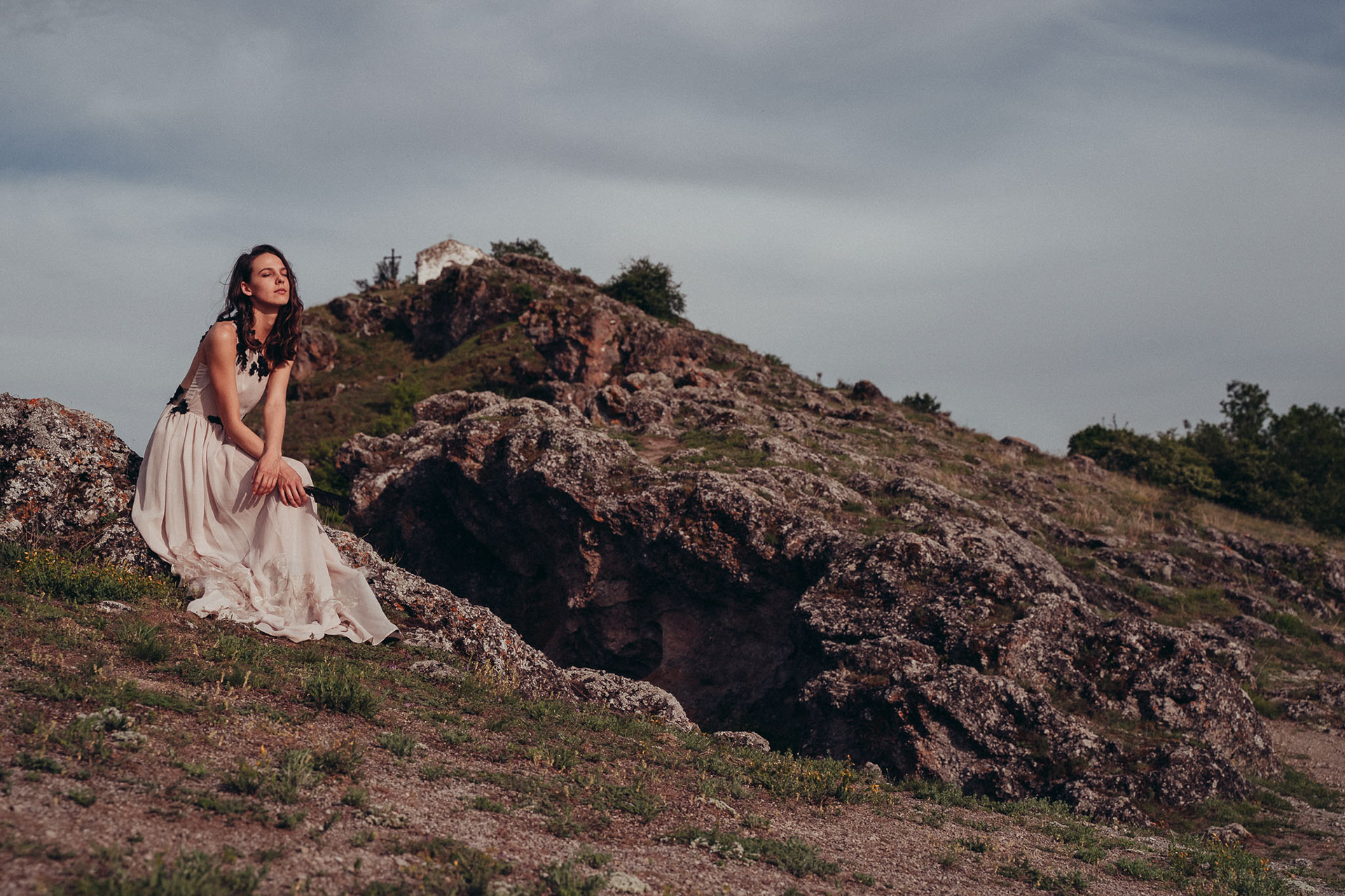 Вики пред параклсиа огрята от слънцето