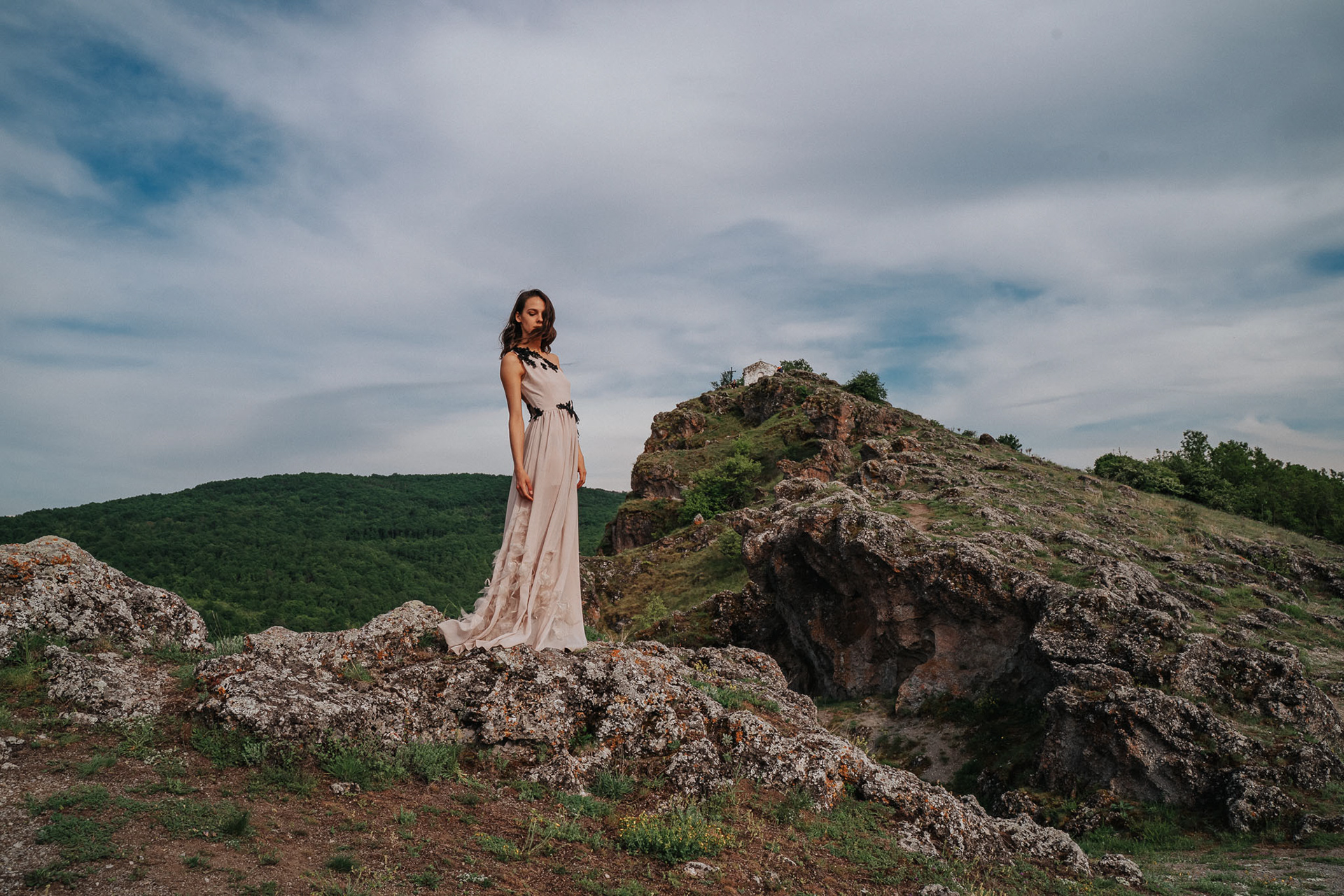 Виктория на красива локация