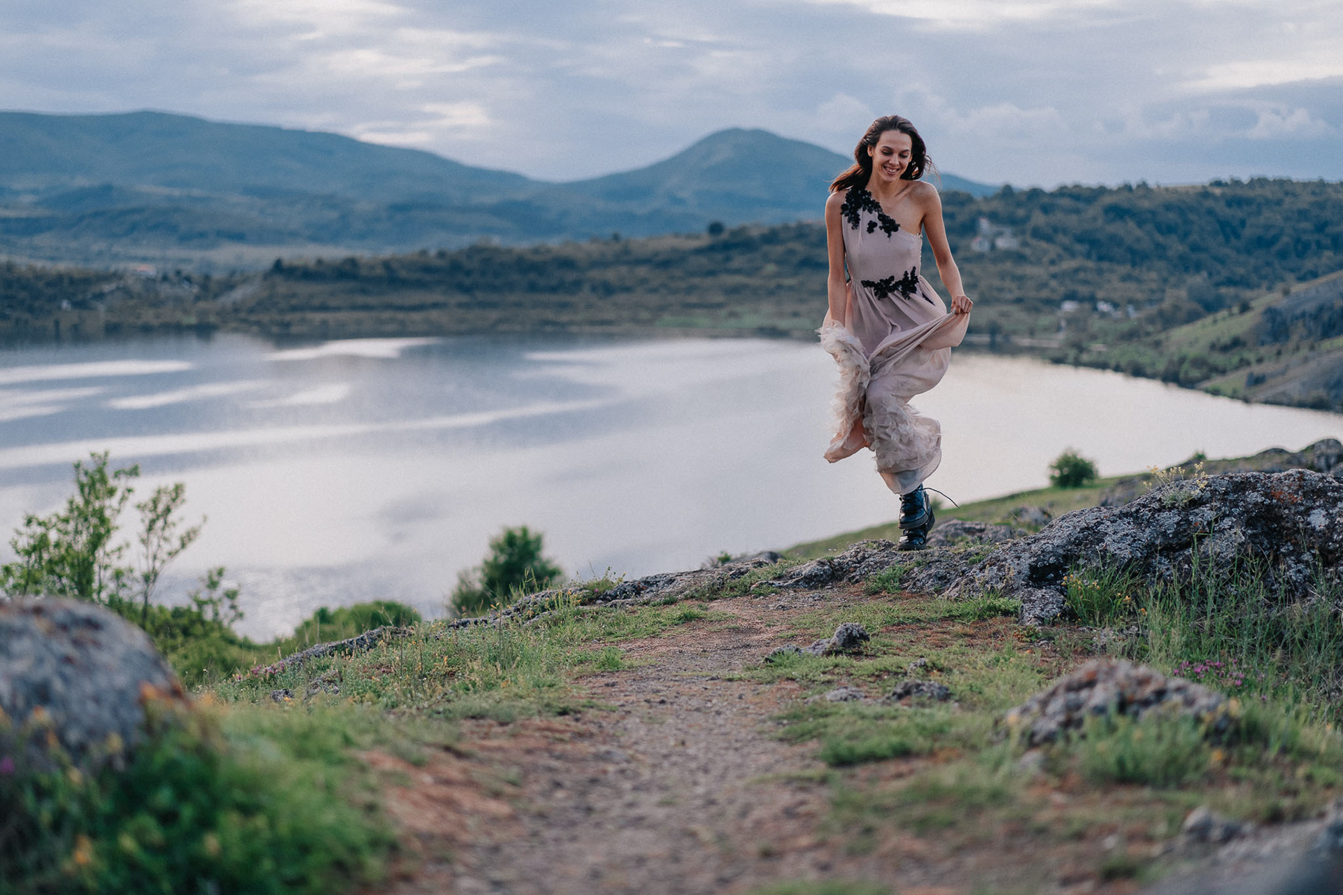 Вики тича към параклиса