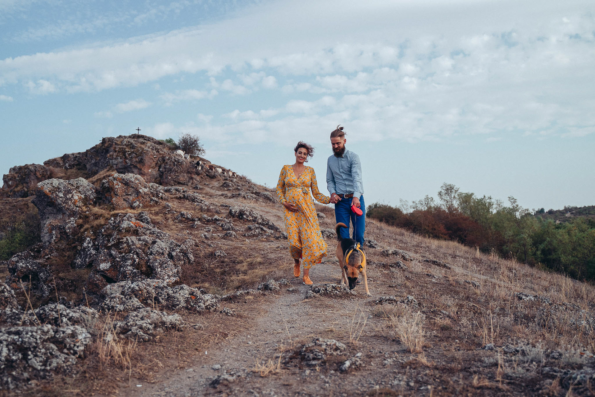 "Кучето ни дърпа напред"