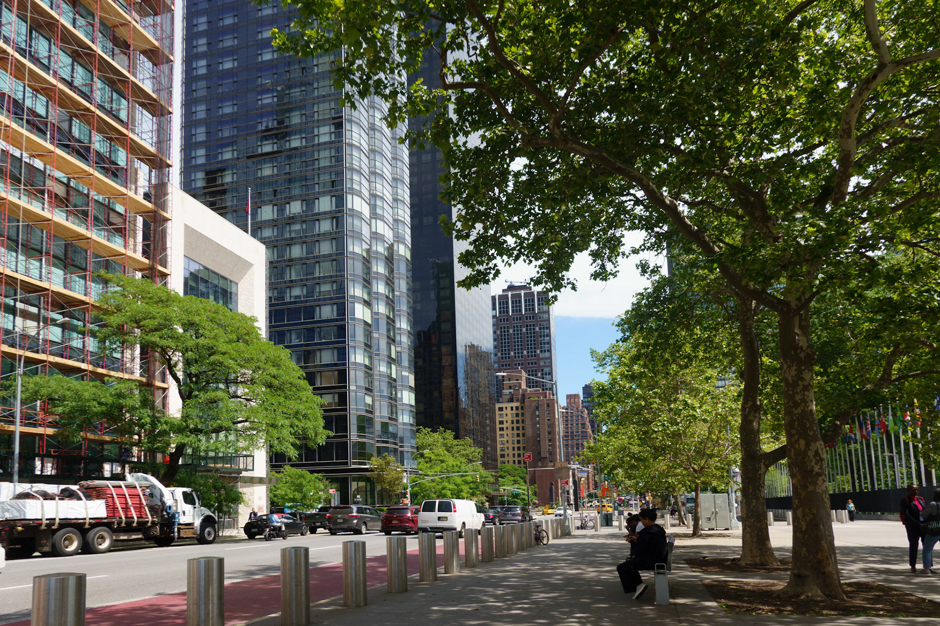 1st Avenue