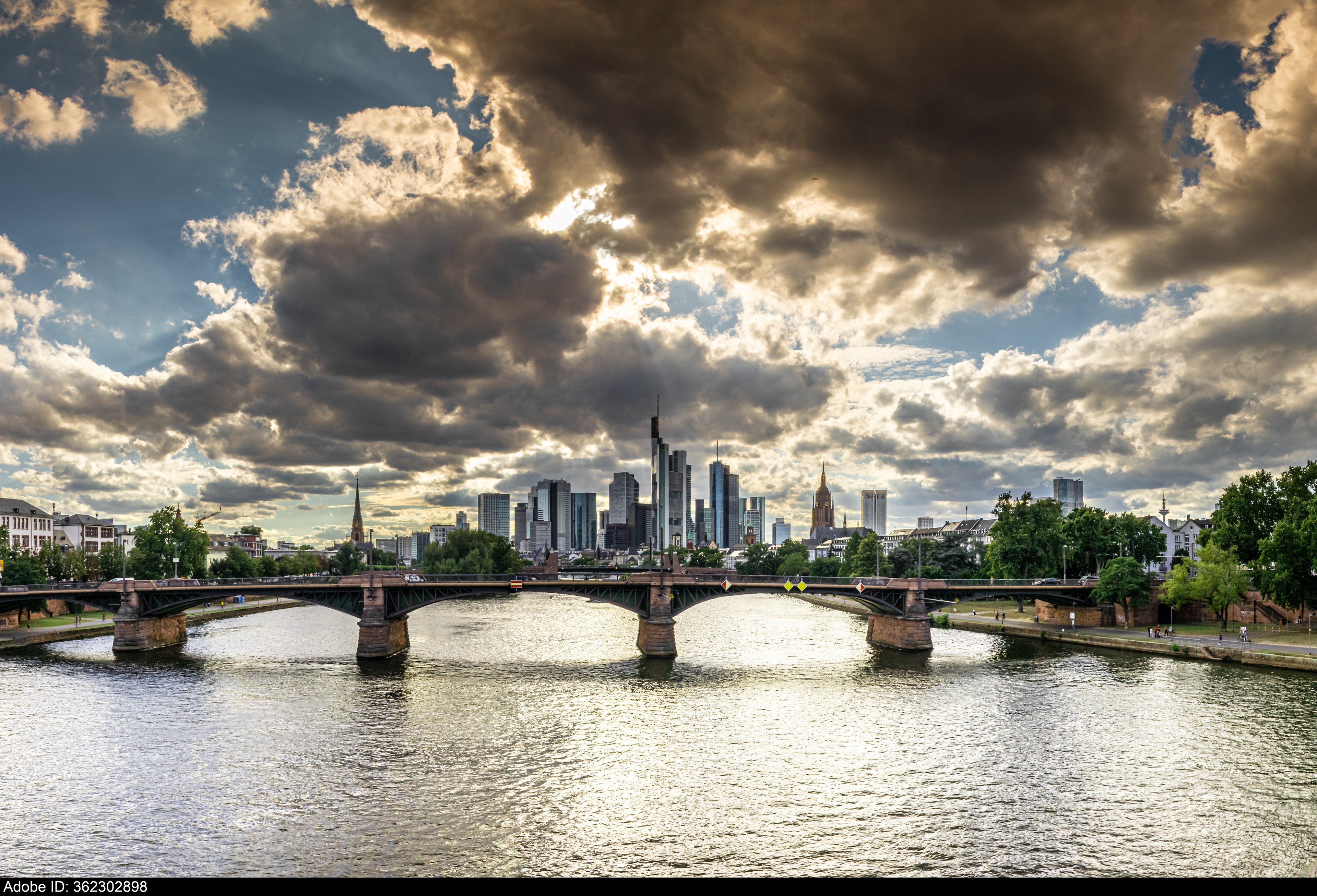362302898  panorama view of the frankfurt