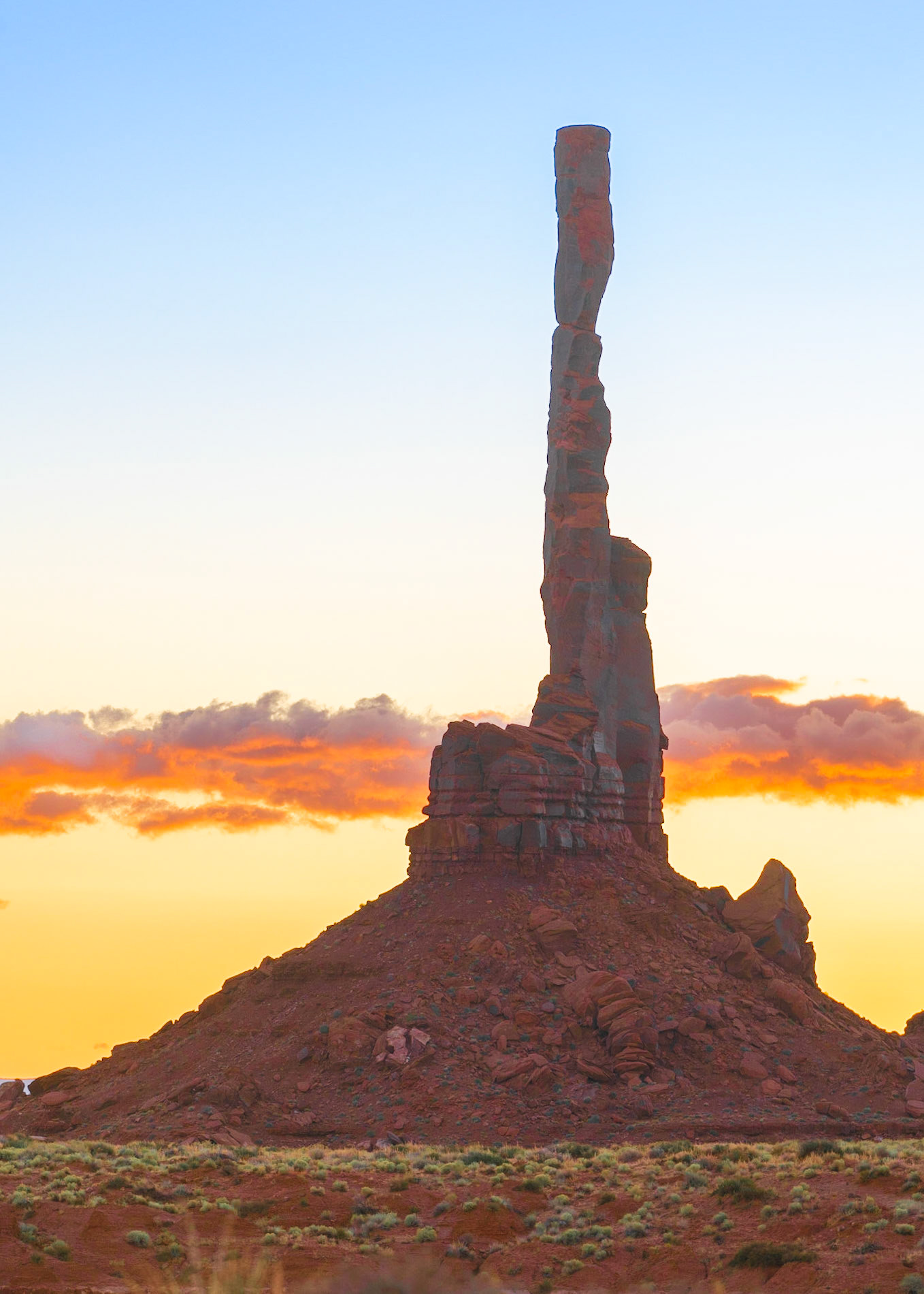 Sunrise view of Totem Pole.  Monument Valley.