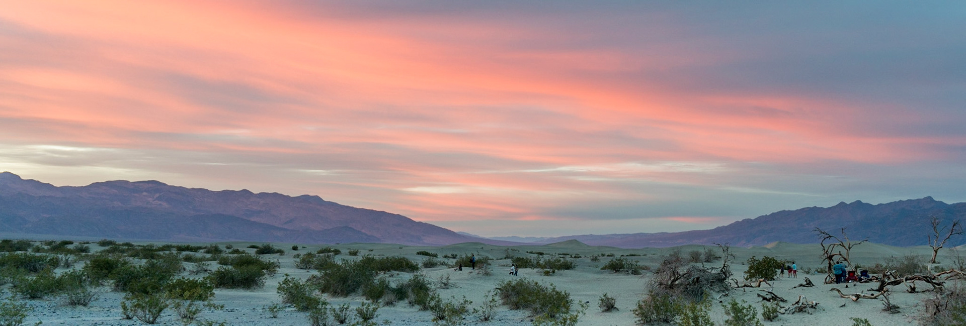 Mesquite Flat Sand Dunes, Death Valley.