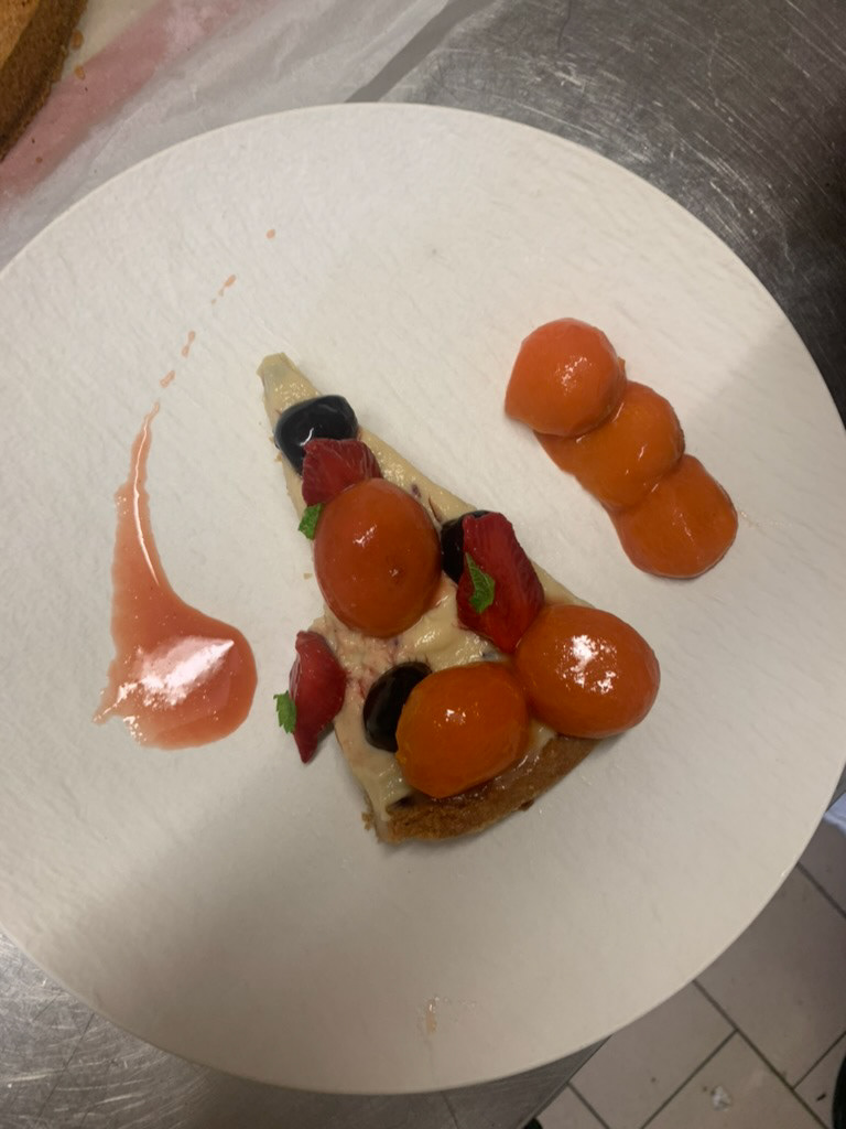 Tarte crème pâtissière &abricots rôtis