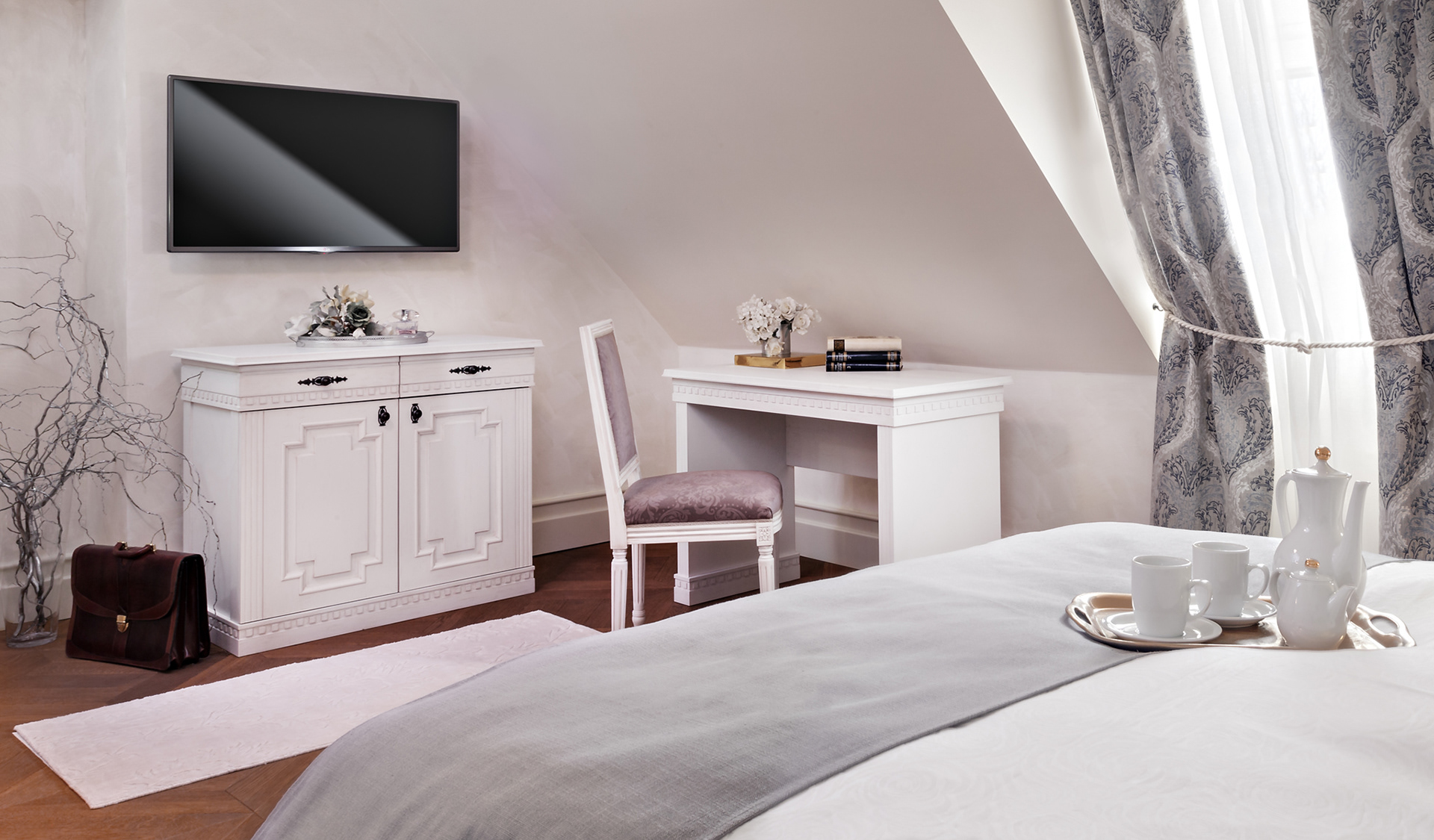 dvorac kutjevo, foto aga, fotograf interijera, opremanje, spin valis, foto studio aga