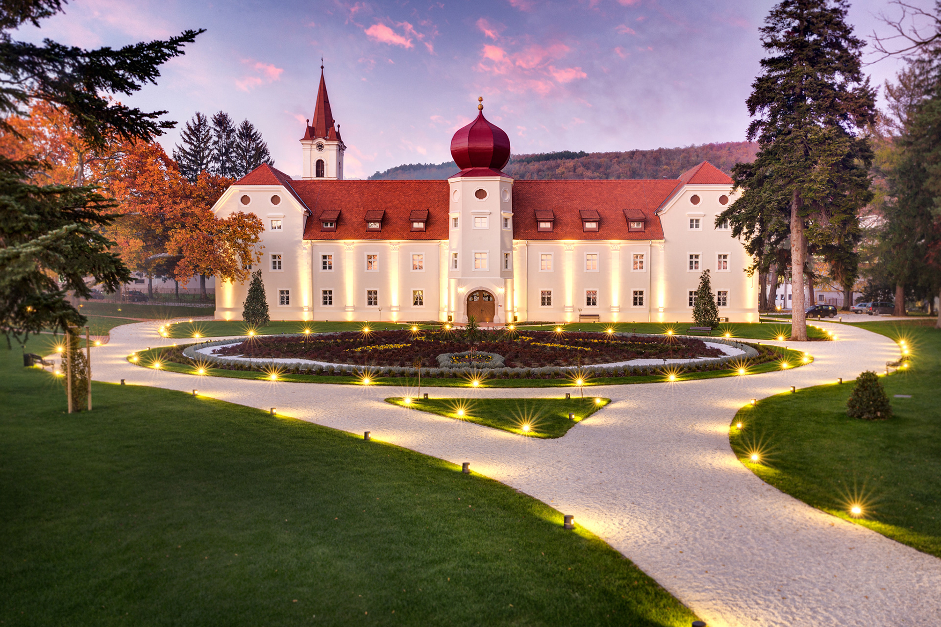 dvorac kutjevo, foto aga, fotograf interijera, opremanje, foto studio aga, kutjevački podrum, fotografiranje namještaja, fotograf arhitekture