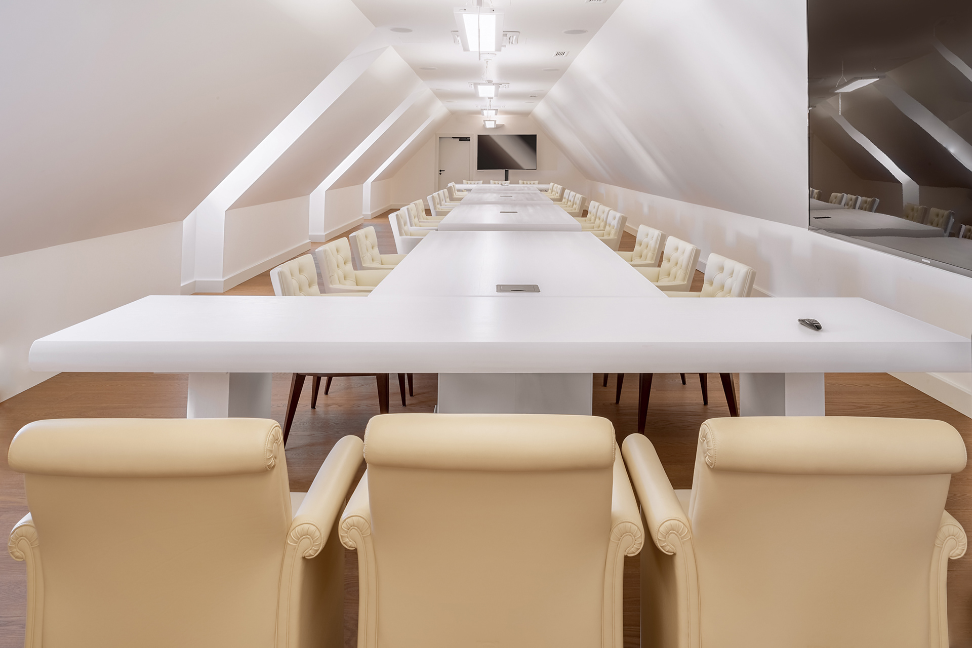 dvorac kutjevo, foto aga, fotograf interijera, opremanje, spin valis