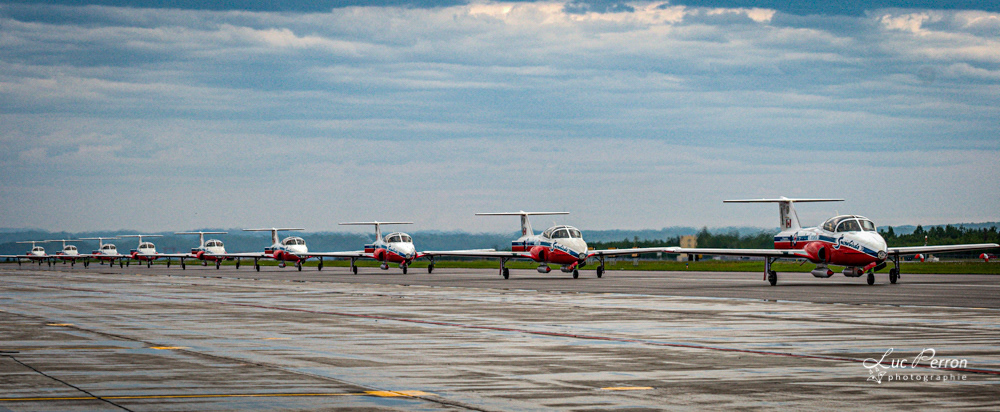 Snowbirds - Avion Canadair CT-114 Tutor