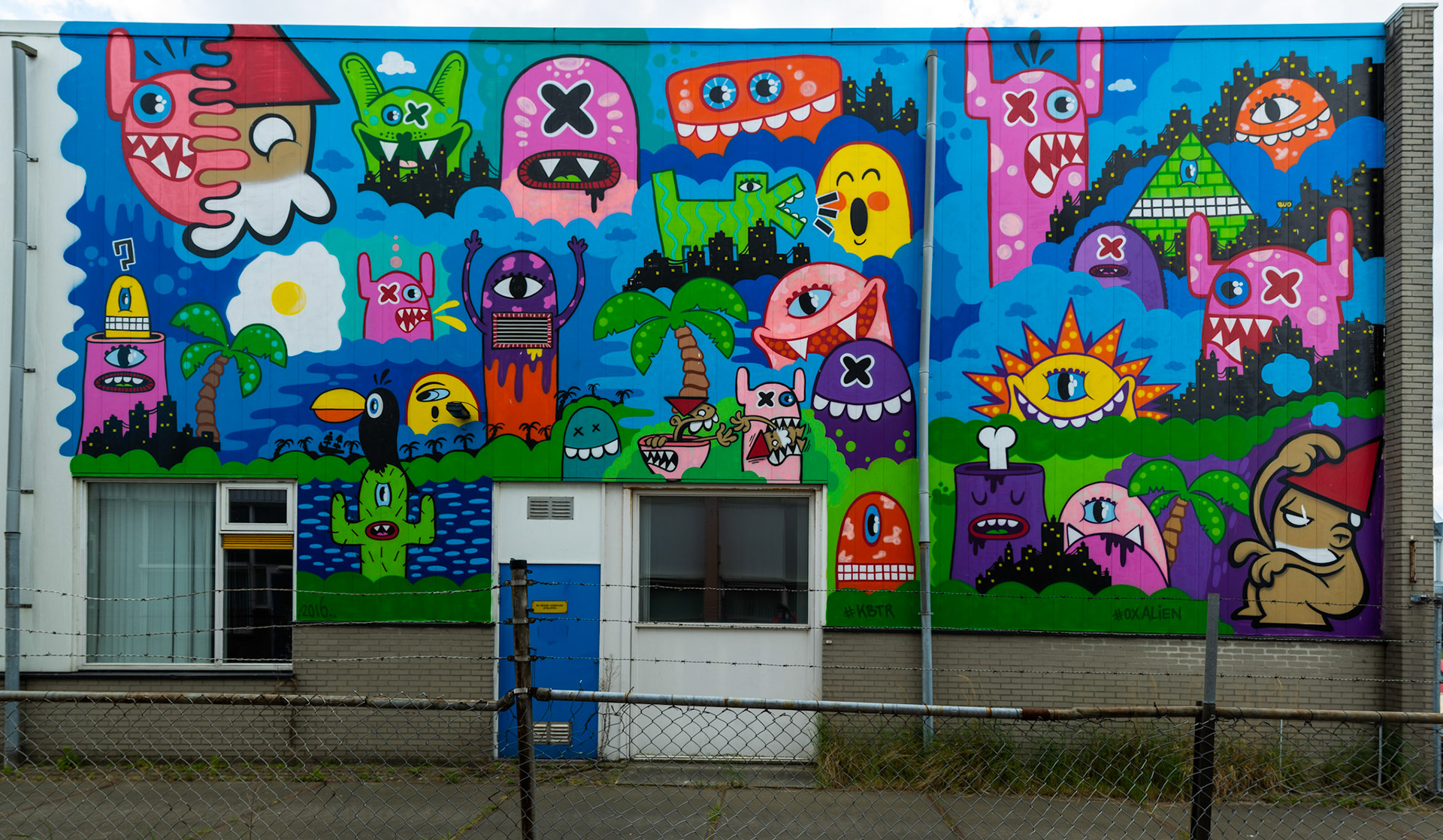 Graffiti kunstwerk op pand van de Jonge Krijger