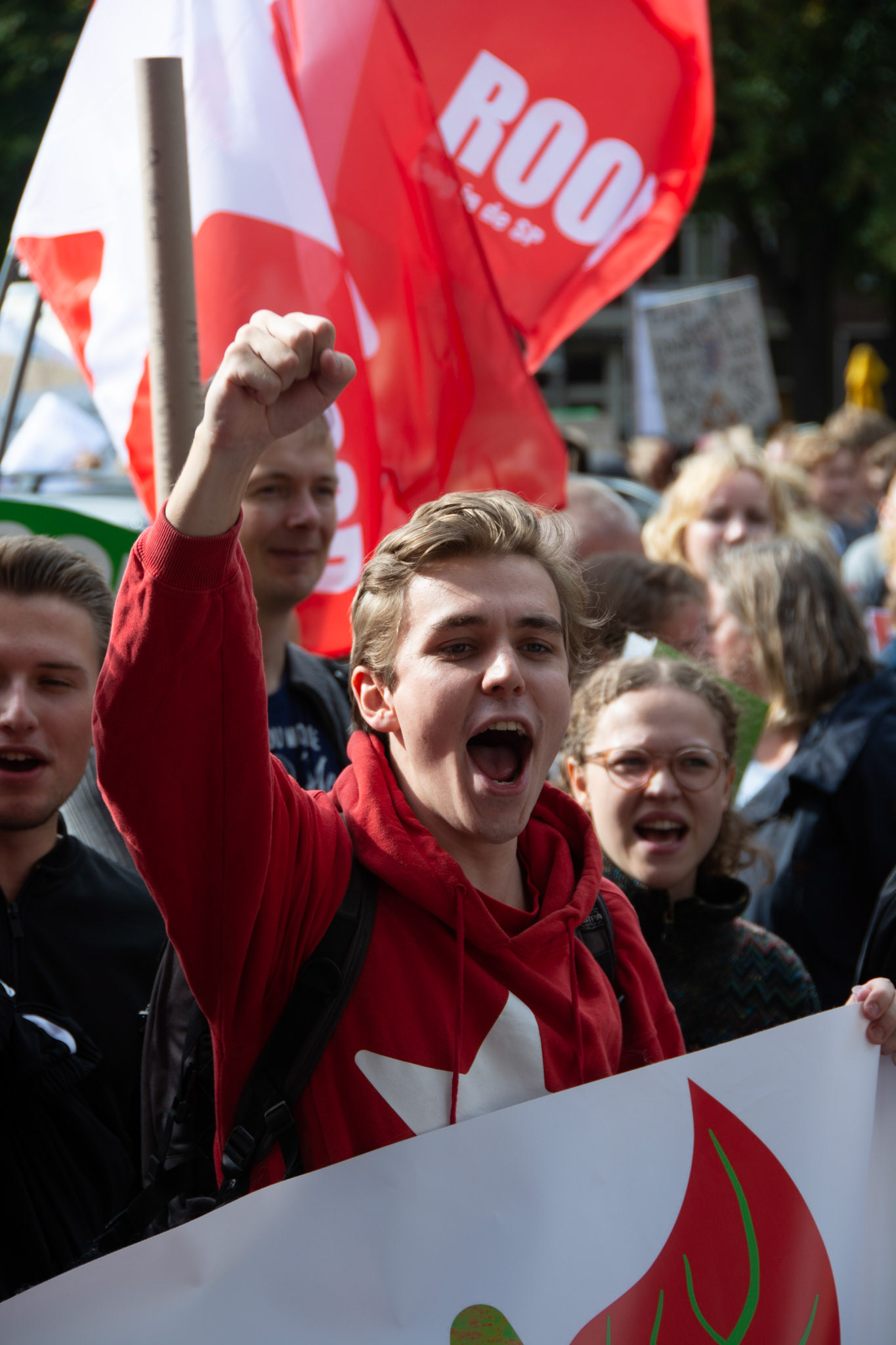 Klimaatdemonstrant met vuist
