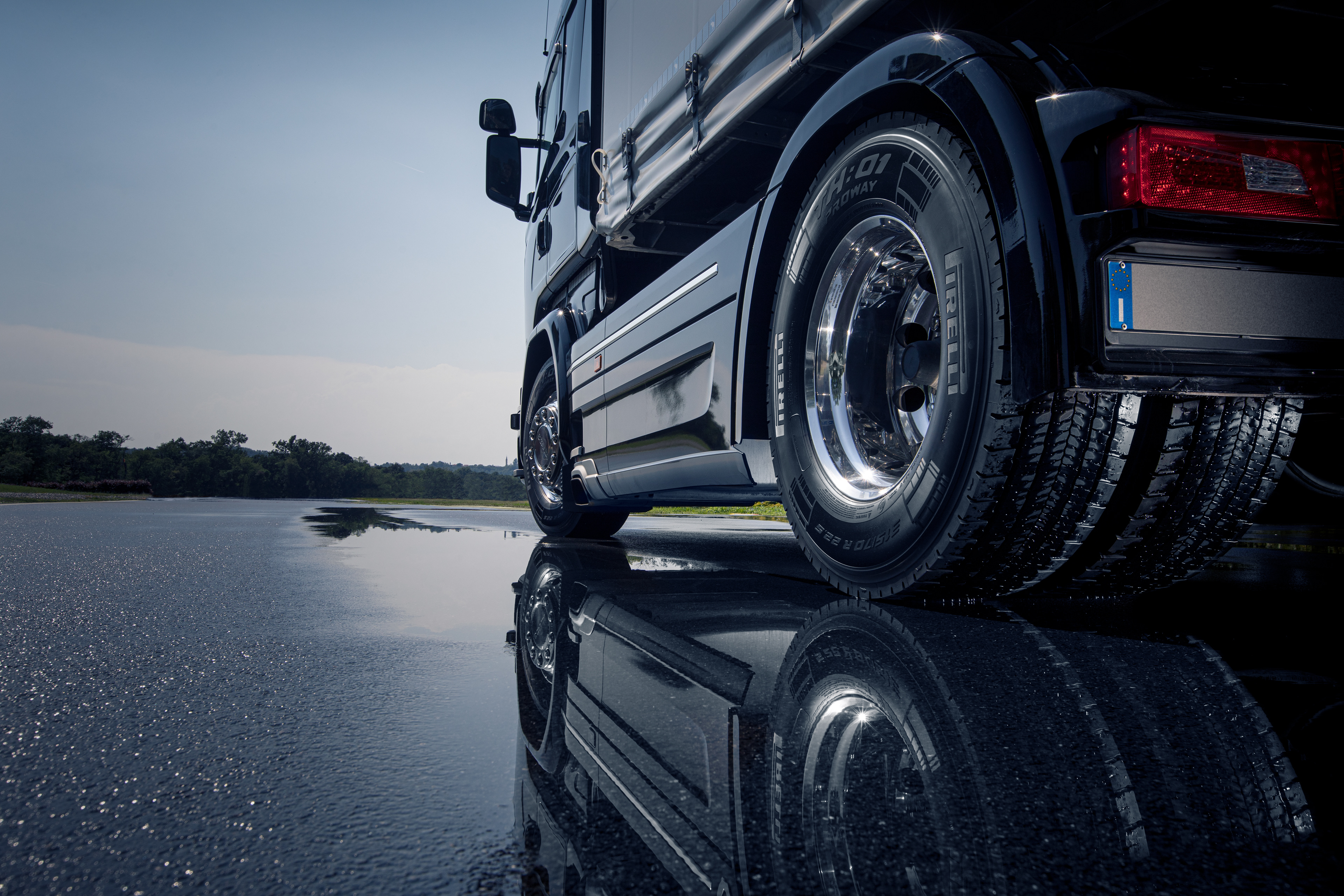 Post and Retouch - Shots by Thomas Maccabelli for Prometeon Tyres