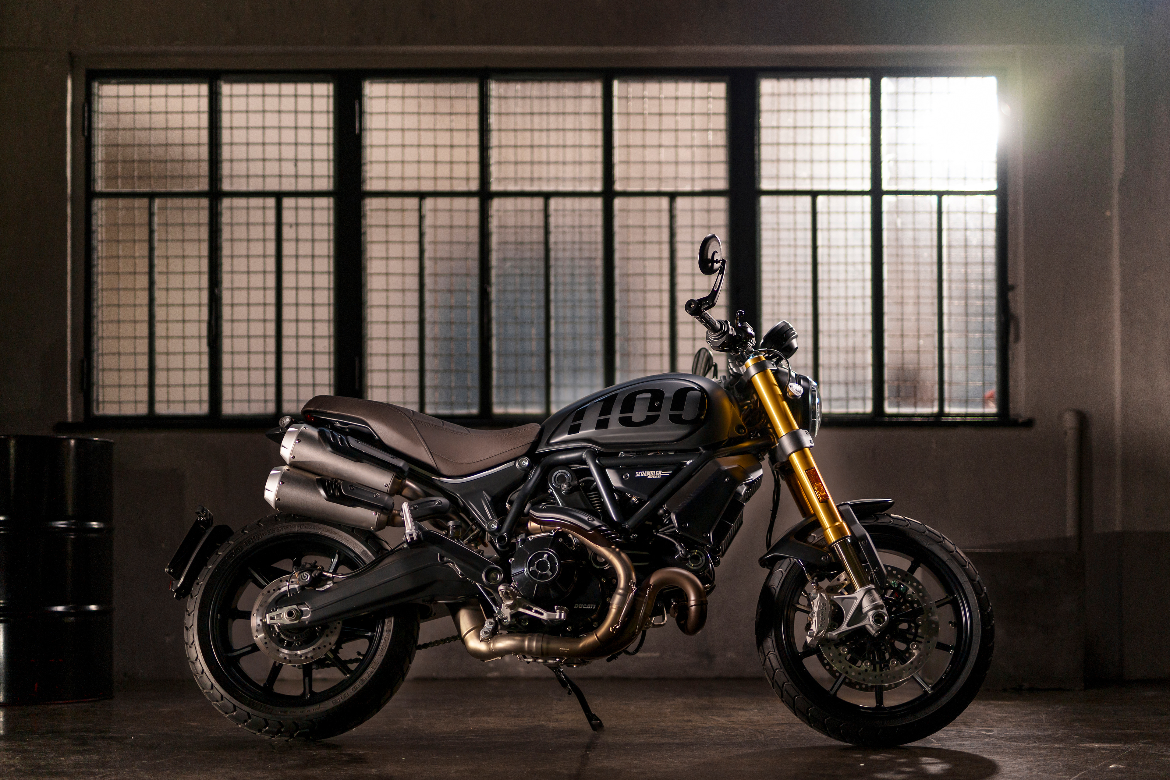 Post and Retouch - Shots by Marco Campelli for Ducati