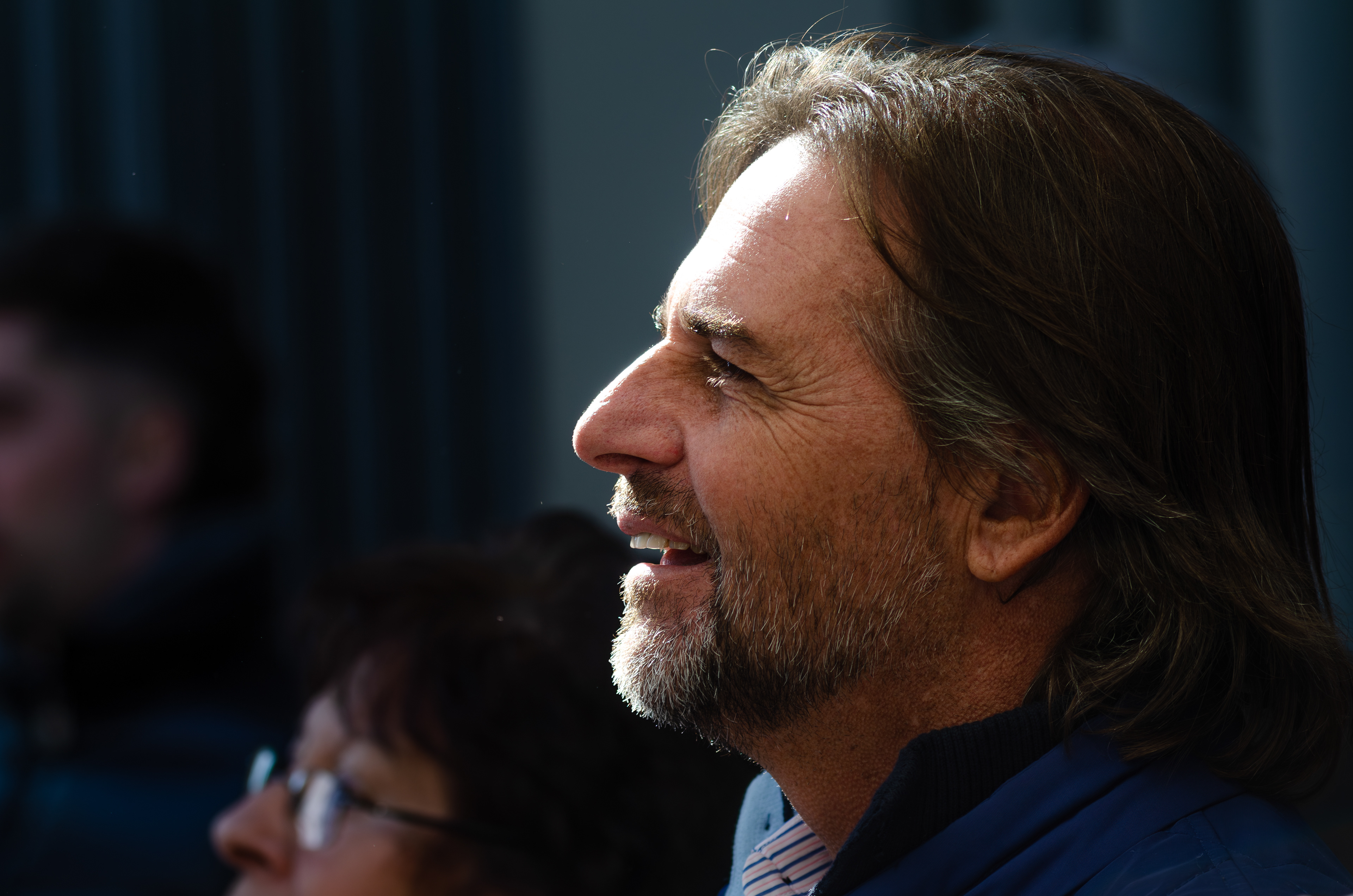 El ex presidente de la República, Luis Lacalle Pou, durante los festejos por los 189 años del Partido Nacional en la sede frente a la Plaza Matriz de Montevideo.  10 de agosto de 2025.